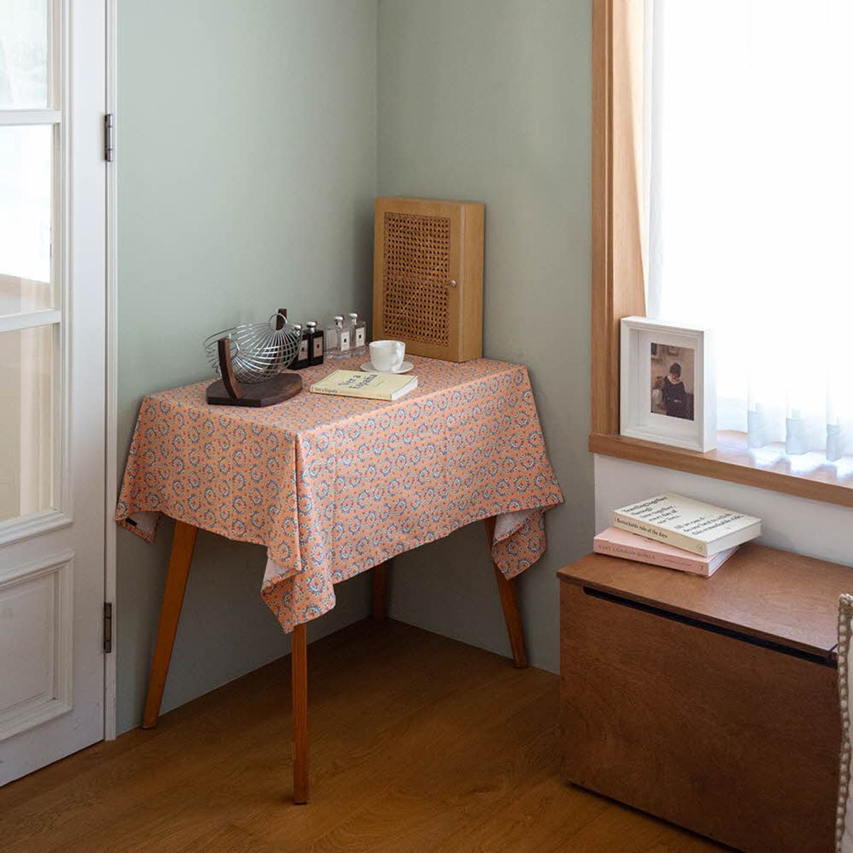 쿠션이야기(CUSHIONSTORY) Vintage hand block table cloth - Lis