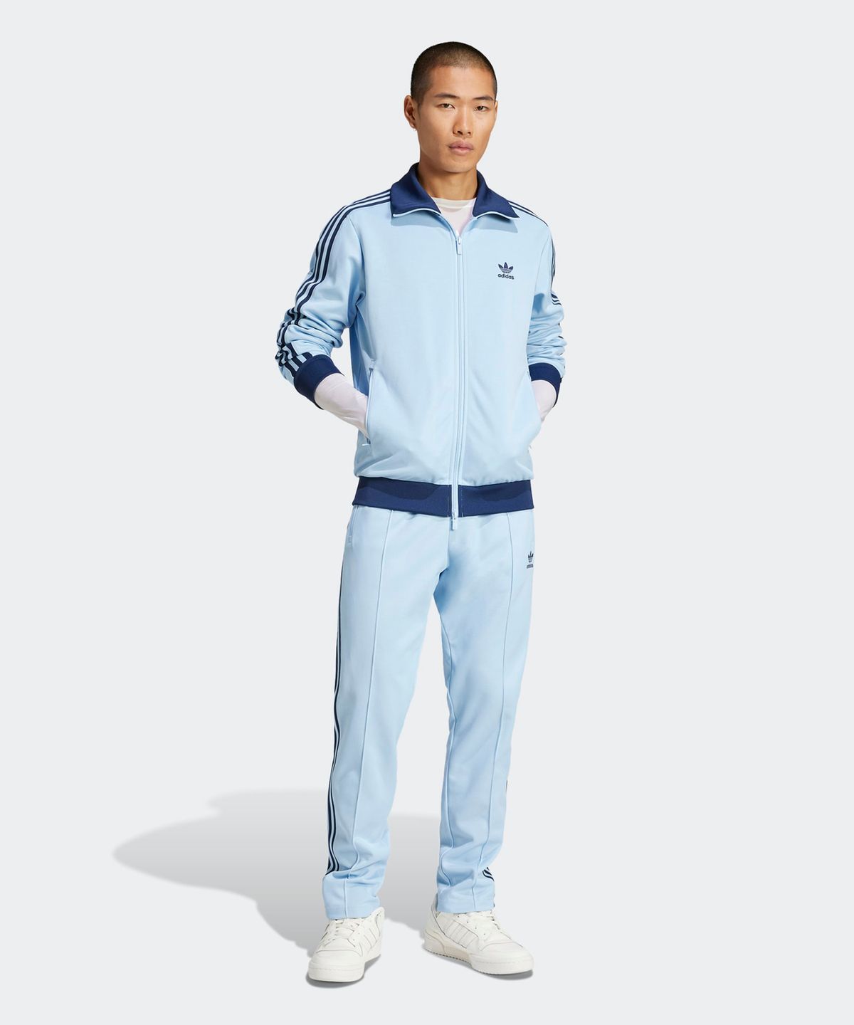 아디다스(ADIDAS) 베켄바우어 트랙 팬츠 - 클리어스카이 / JP2524