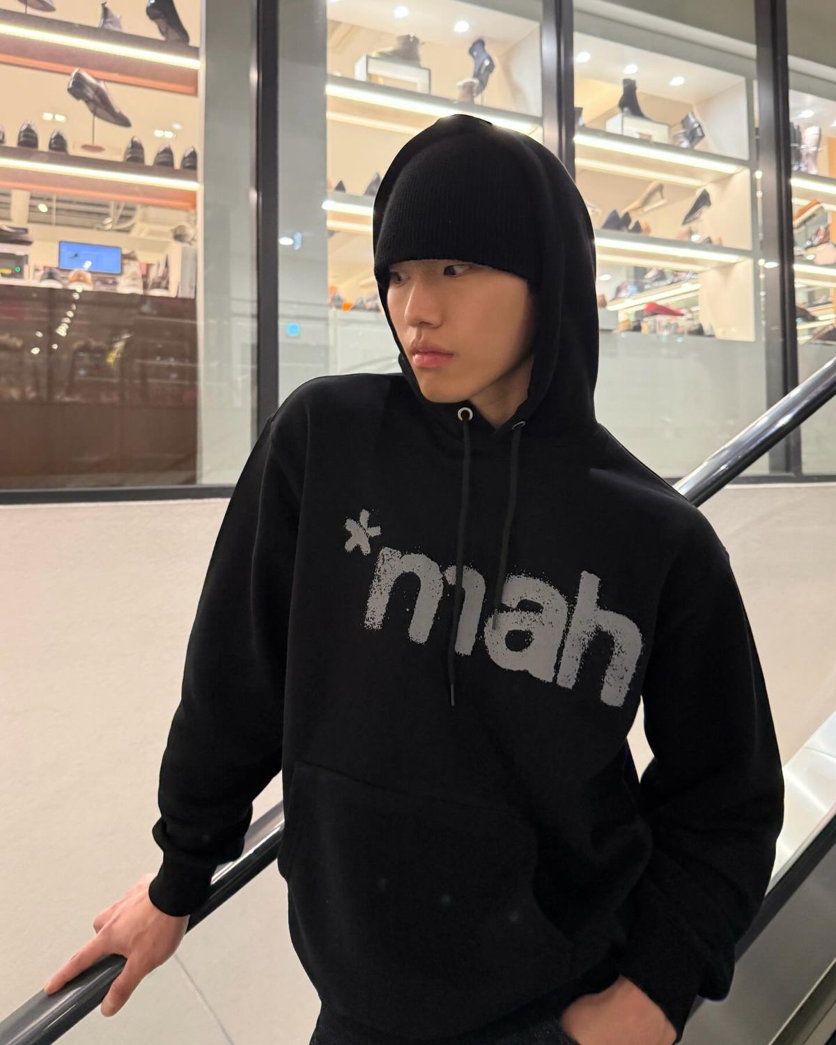 마하그리드(MAHAGRID) mah SPRAY HOODIE BLACK(MG2FSMM407A)