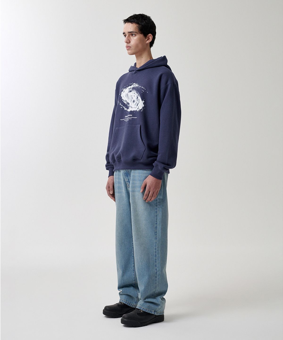마하그리드(MAHAGRID) SUPERNOVA HOODIE NAVY(MG2FSMM405A)