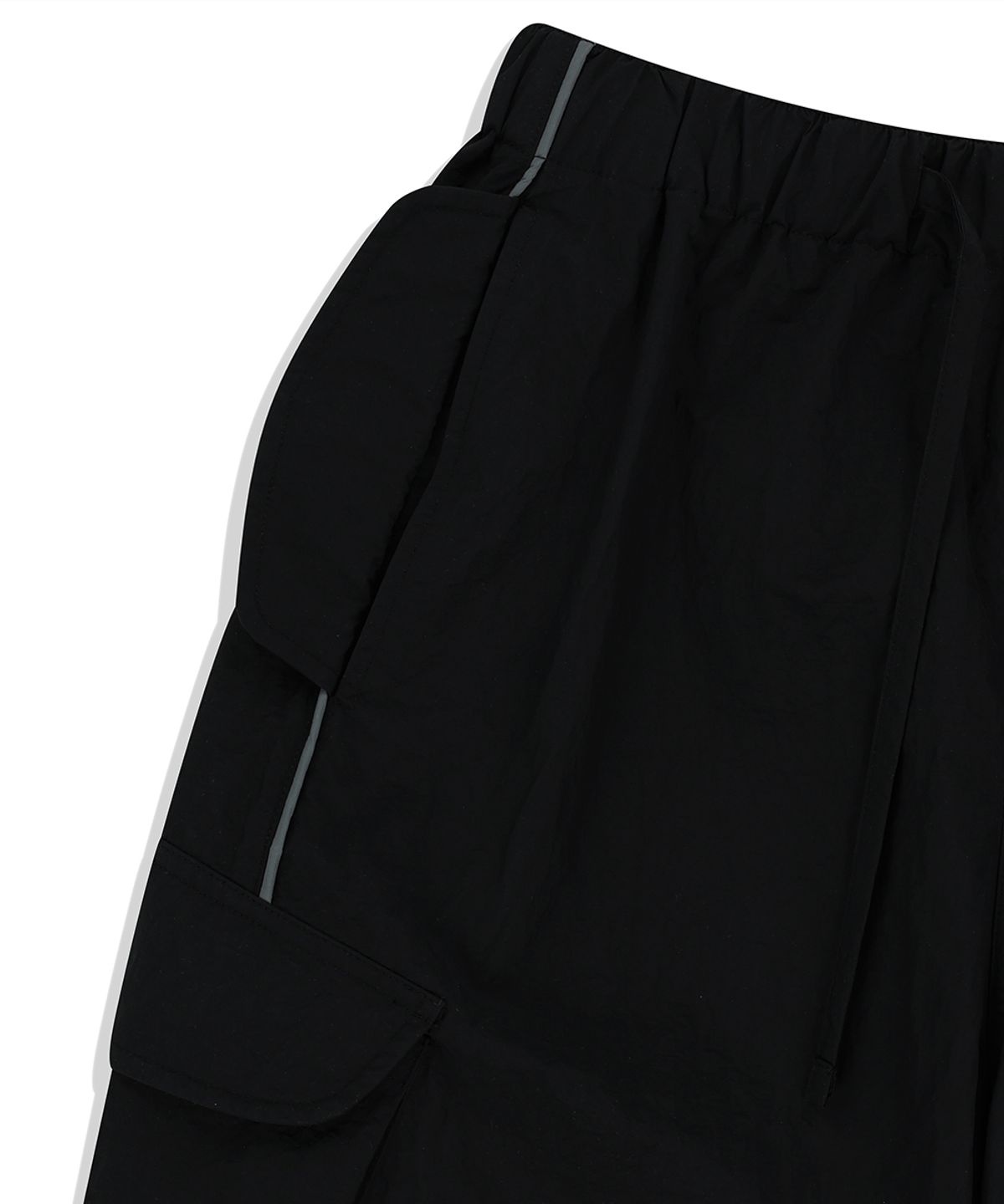 마하그리드(MAHAGRID) NYLON CARGO PARACHUTE PANT BLACK(MG2FSMPA20A)