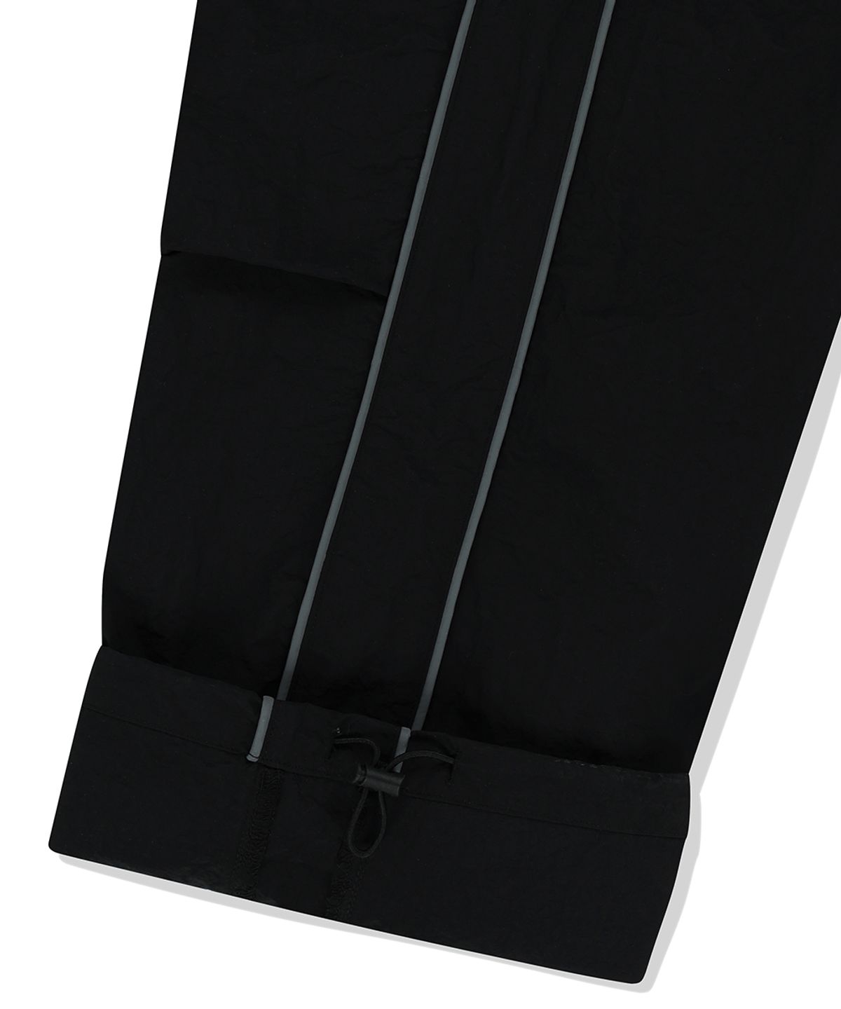 마하그리드(MAHAGRID) NYLON CARGO PARACHUTE PANT BLACK(MG2FSMPA20A)