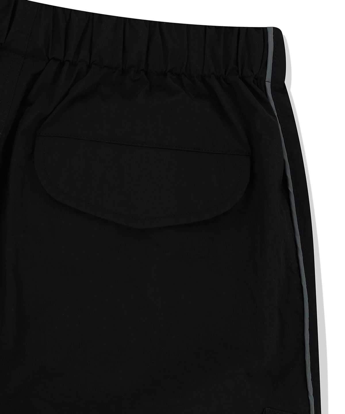 마하그리드(MAHAGRID) NYLON CARGO PARACHUTE PANT BLACK(MG2FSMPA20A)