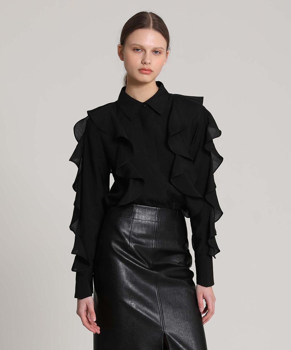 세컨드 아르무아(02ARMOIRE) Selene Blouse _ Black