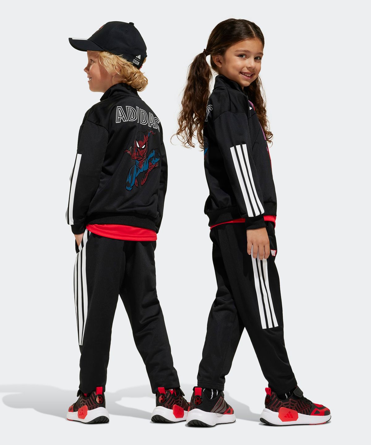 아디다스 키즈(ADIDAS KIDS) 아디다스 X 마블 스파이더맨 티로 수트 - 블랙 / JF3657