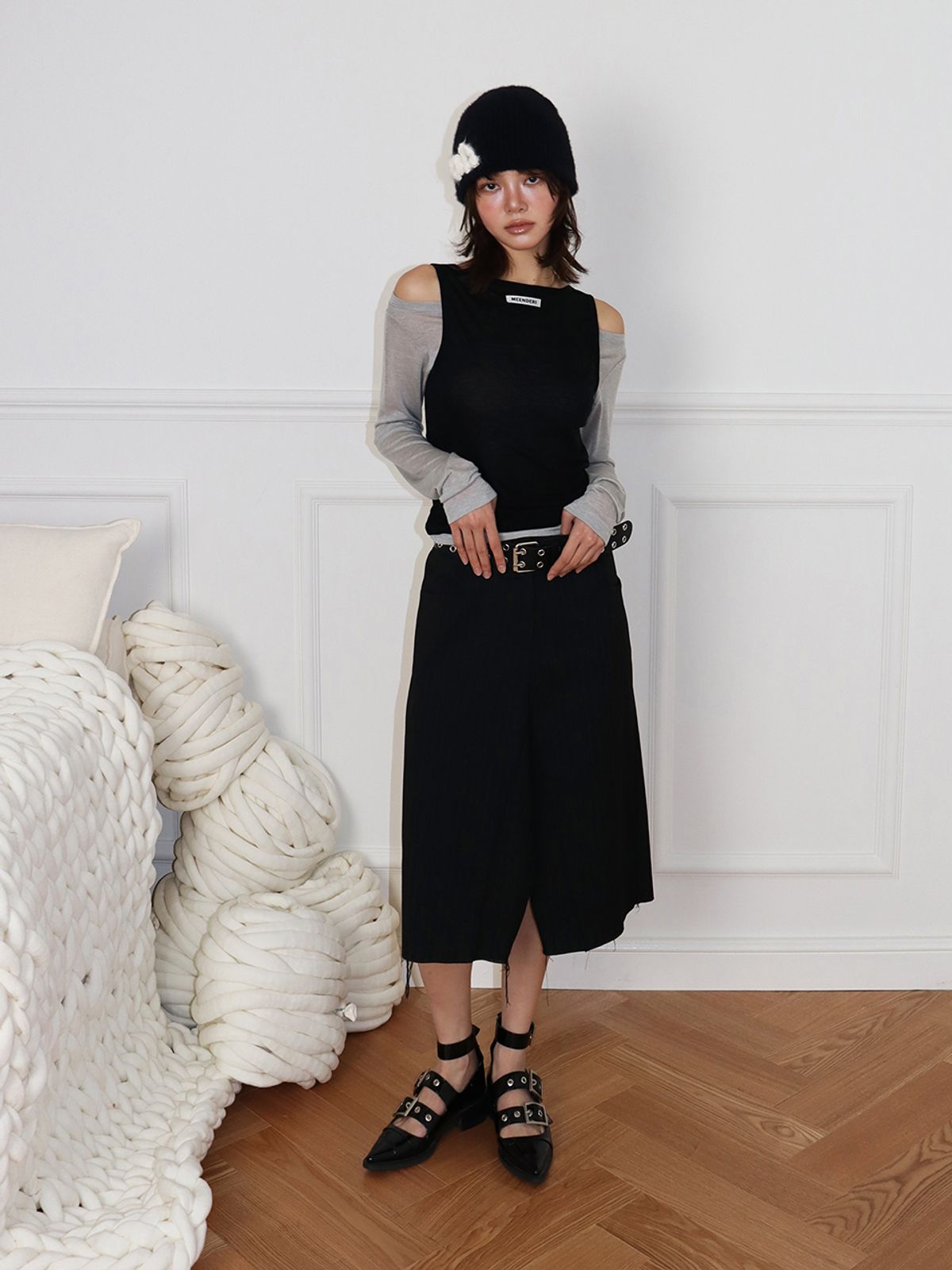 민더리(MEENDERI) 2WAY SHEER LAYERED TOP - BLACK