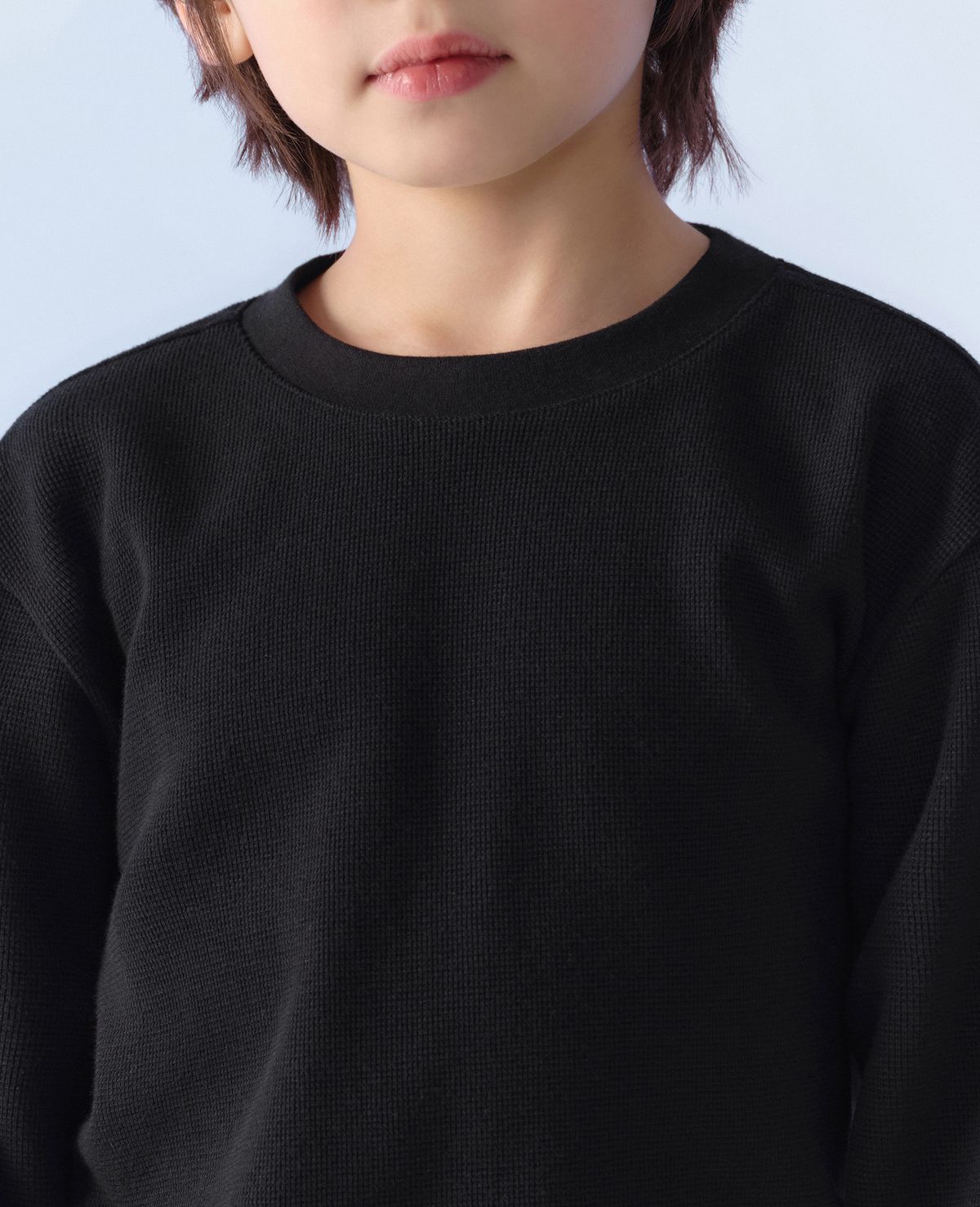 무신사 스탠다드 키즈(MUSINSA STANDARD KIDS) 와플 릴렉스드 크루 넥 긴소매 티셔츠 [블랙]