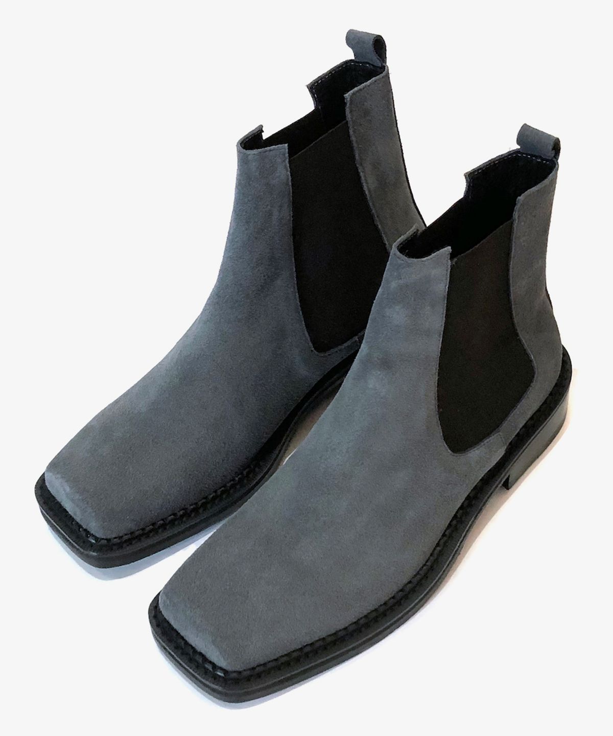 조앤슈(JOENSHOE) 클라이네 스퀘어 첼시부츠 그레이