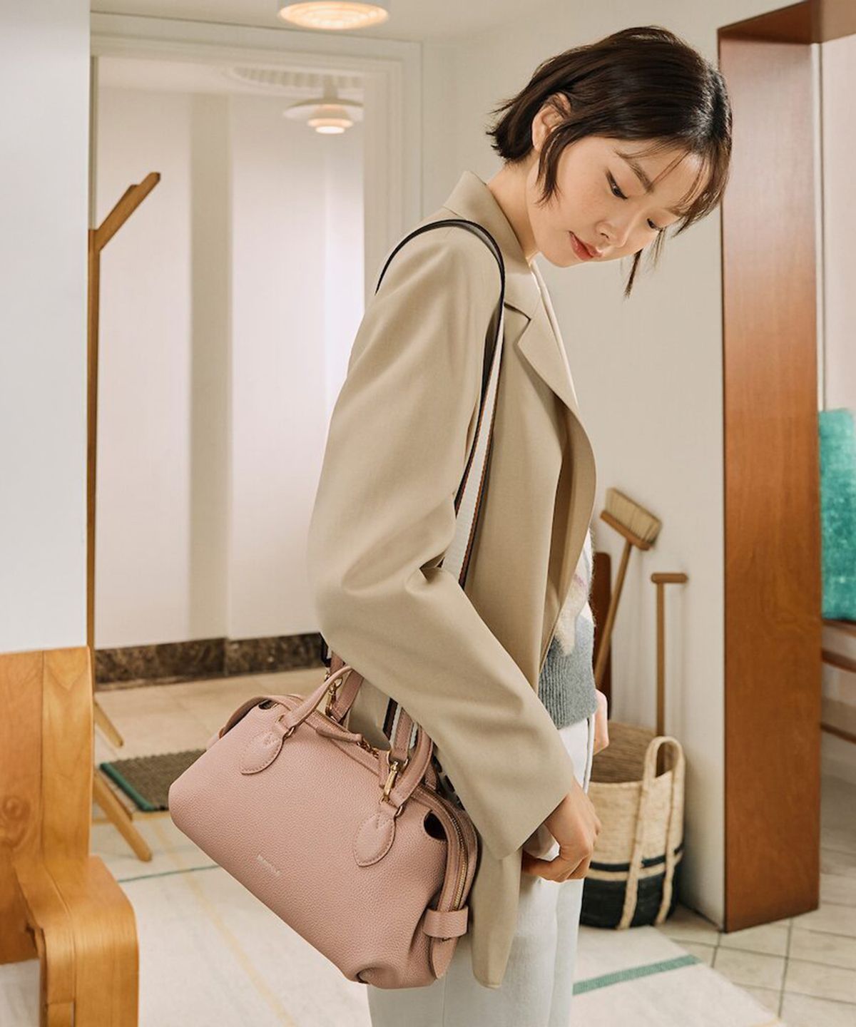 빈폴 액세서리(BEANPOLE ACCESSORY) 라비아 탑지퍼 스몰 토트백 - 라이트 핑크