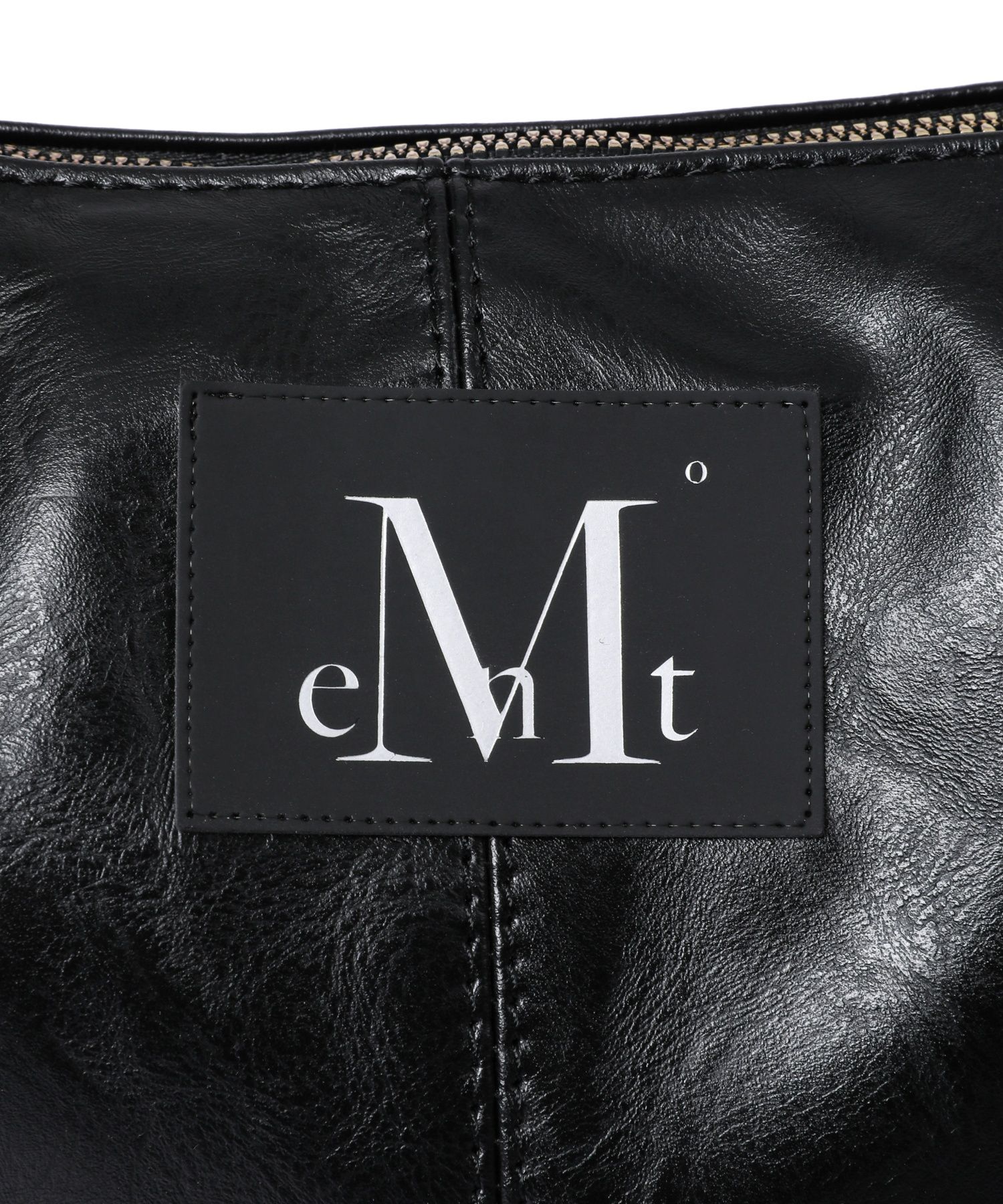 【MUCENT】 MERIN GOLD LINE LEATHER SHOULDER BAG / 追跡付 MUSINSA | MUCENT Merin Gold Line Leather Shoulder Bag Unisex