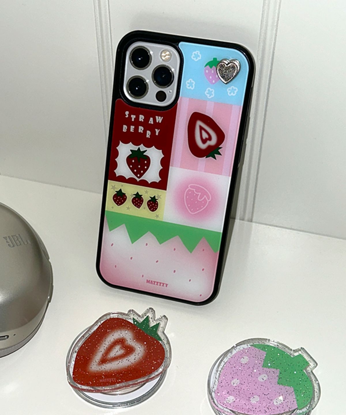 마찌(MAZZZZY) [Love Tag_Magsafe] Strawberry Patchwork glass case