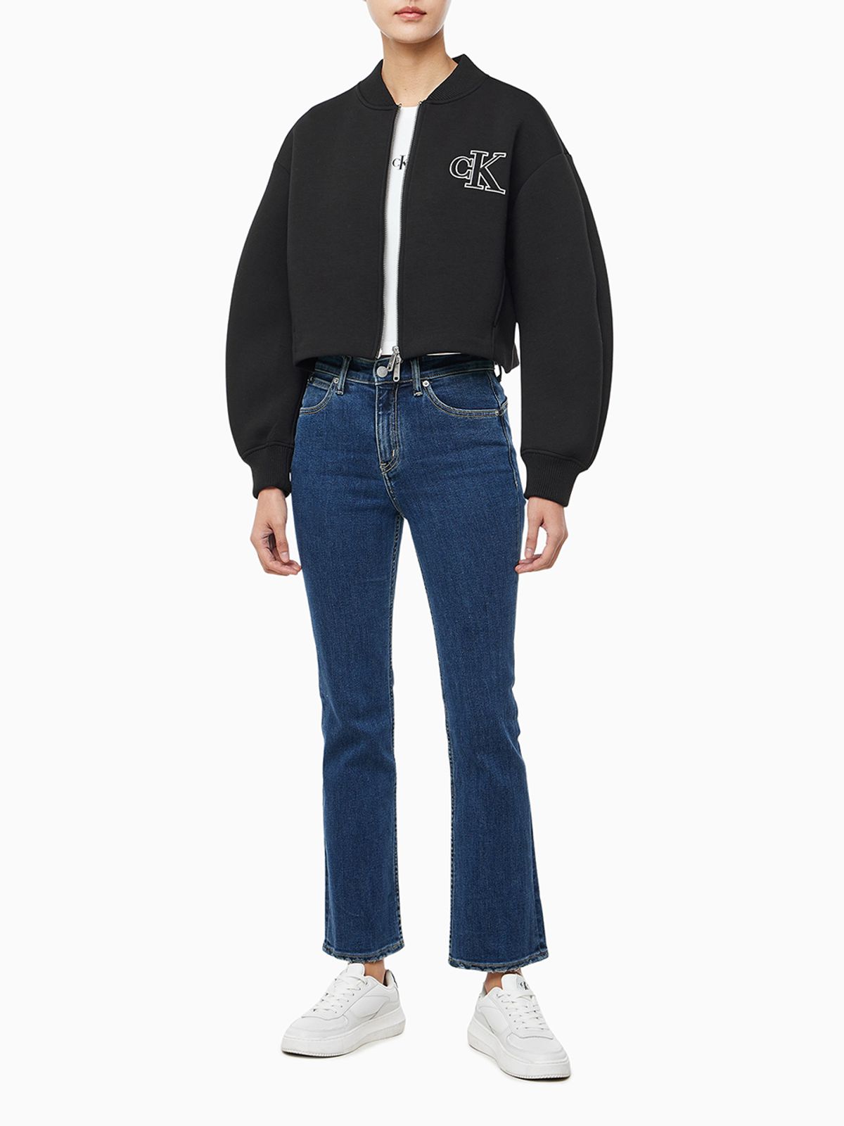 캘빈클라인 진(CALVIN KLEIN JEANS) 여성 오버사이즈 스쿠바 집 보머 자켓 47AB508 UB1