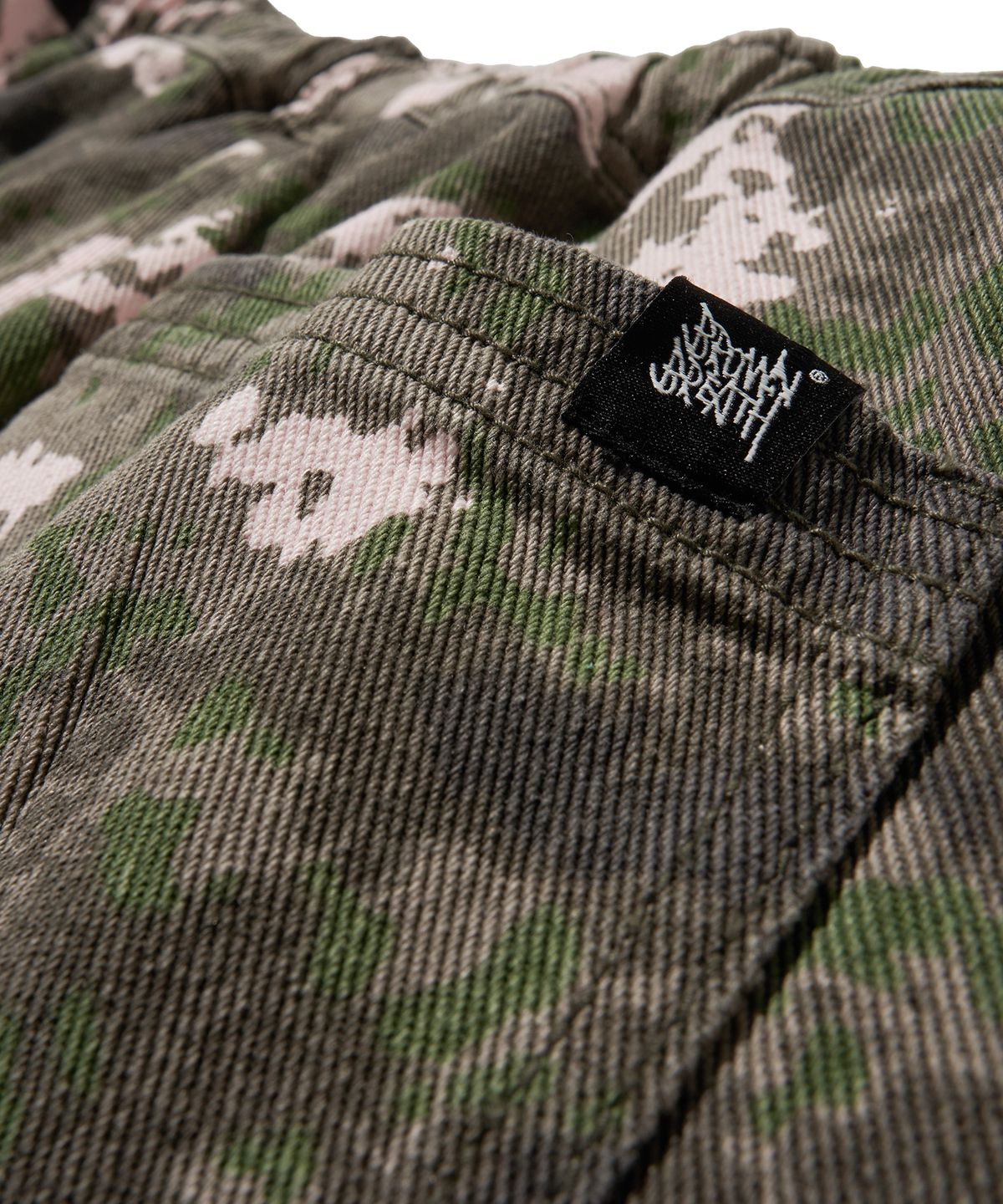 브라운브레스(BROWNBREATH) TAG GERMAN CAMO BANDING PANTS - PINK