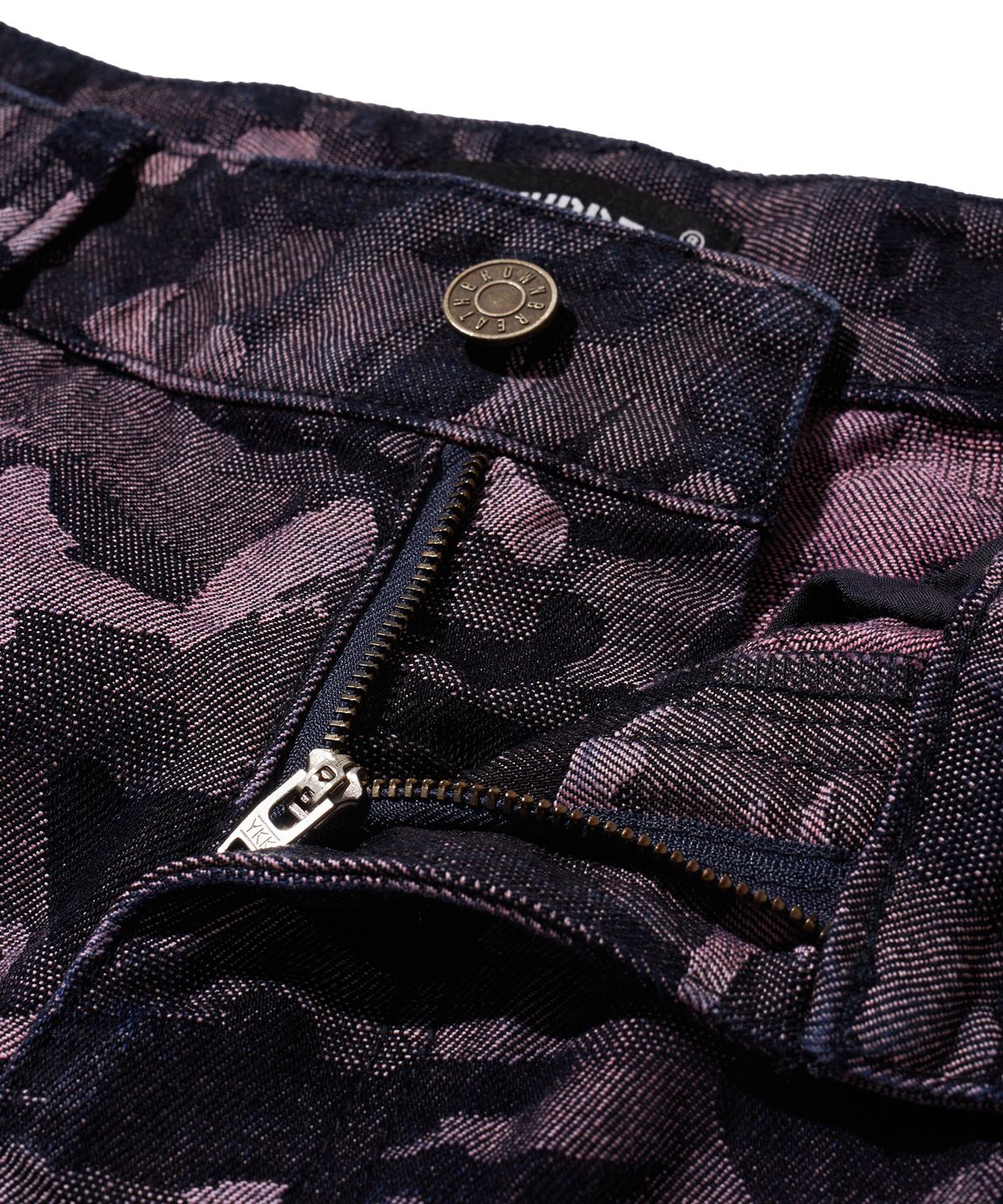 브라운브레스(BROWNBREATH) CAMO BIG POCKET DENIM PANTS - BURGUNDY