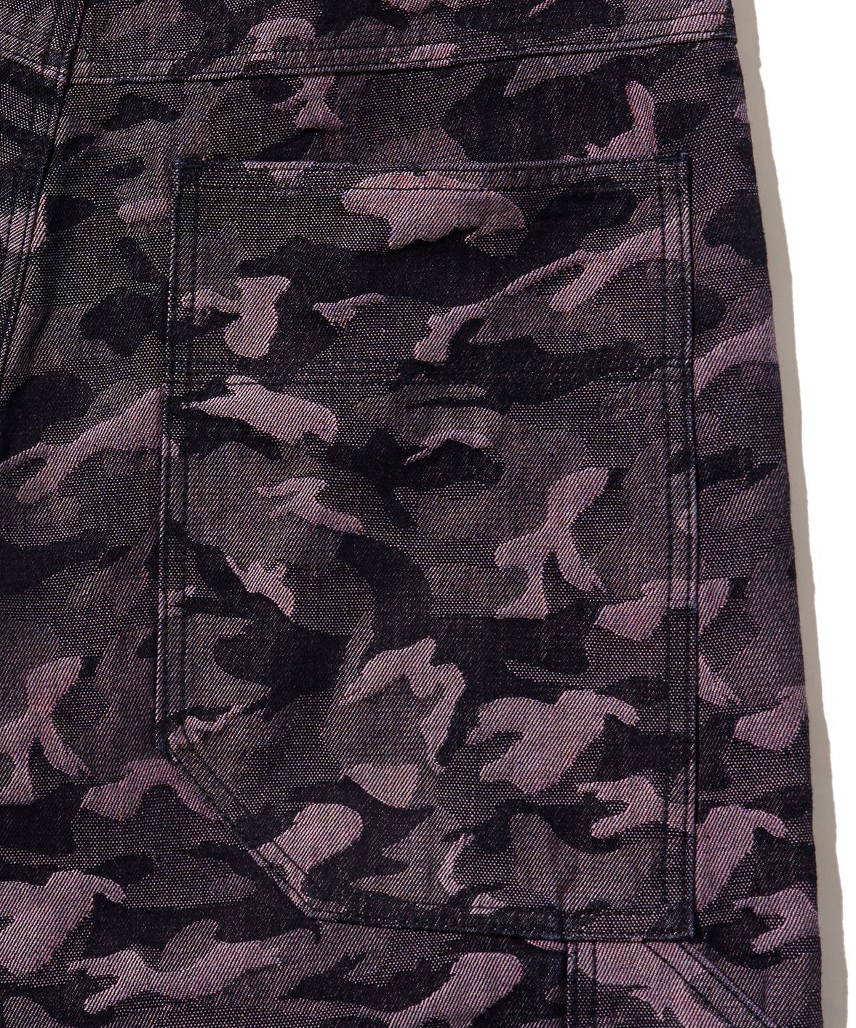 브라운브레스(BROWNBREATH) CAMO BIG POCKET DENIM PANTS - BURGUNDY