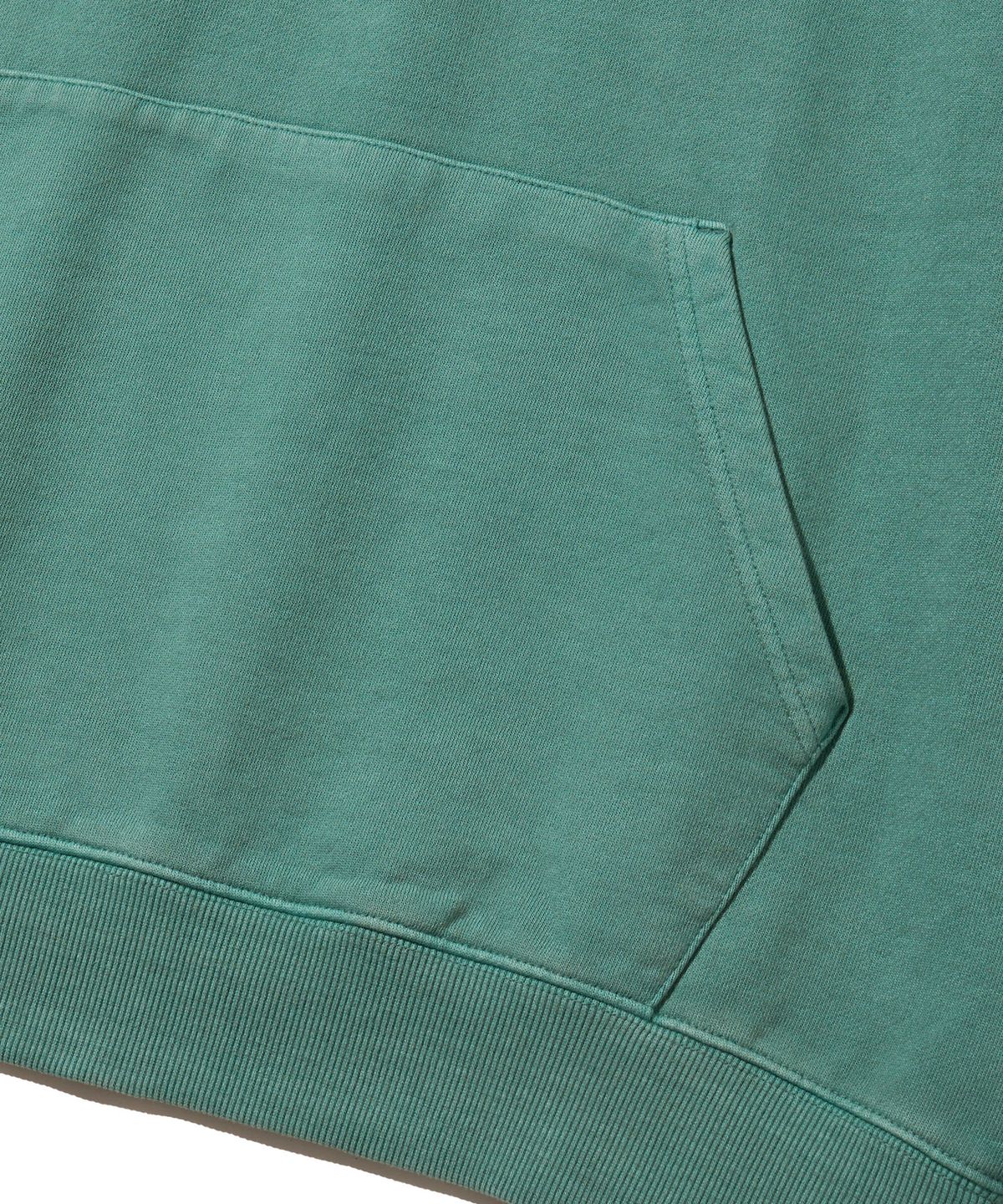 브라운브레스(BROWNBREATH) PIGMENT TAG HOODIE - BLUE GREEN