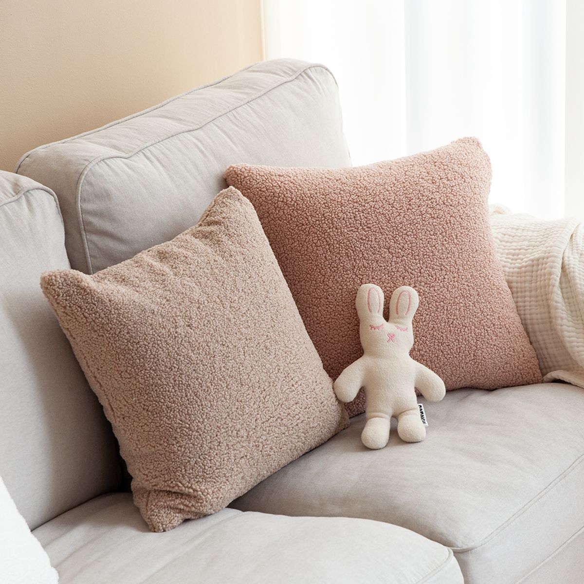 쿠션이야기(CUSHIONSTORY) 폭신한 푸들 양털 쿠션 커버 인디핑크