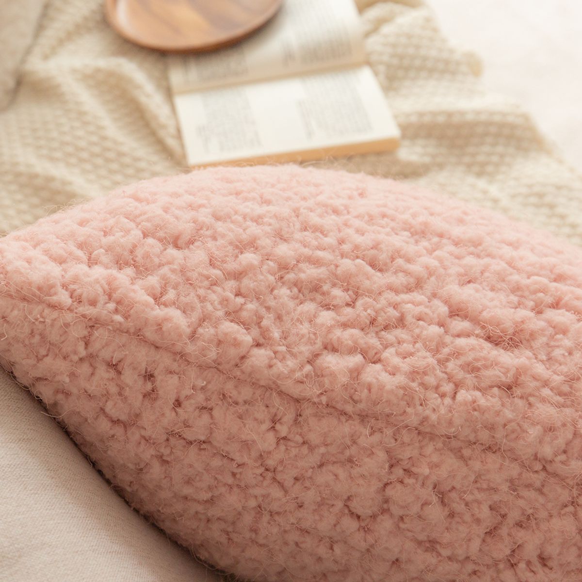 쿠션이야기(CUSHIONSTORY) 따듯한 허그미 쿠션 커버 아이보리
