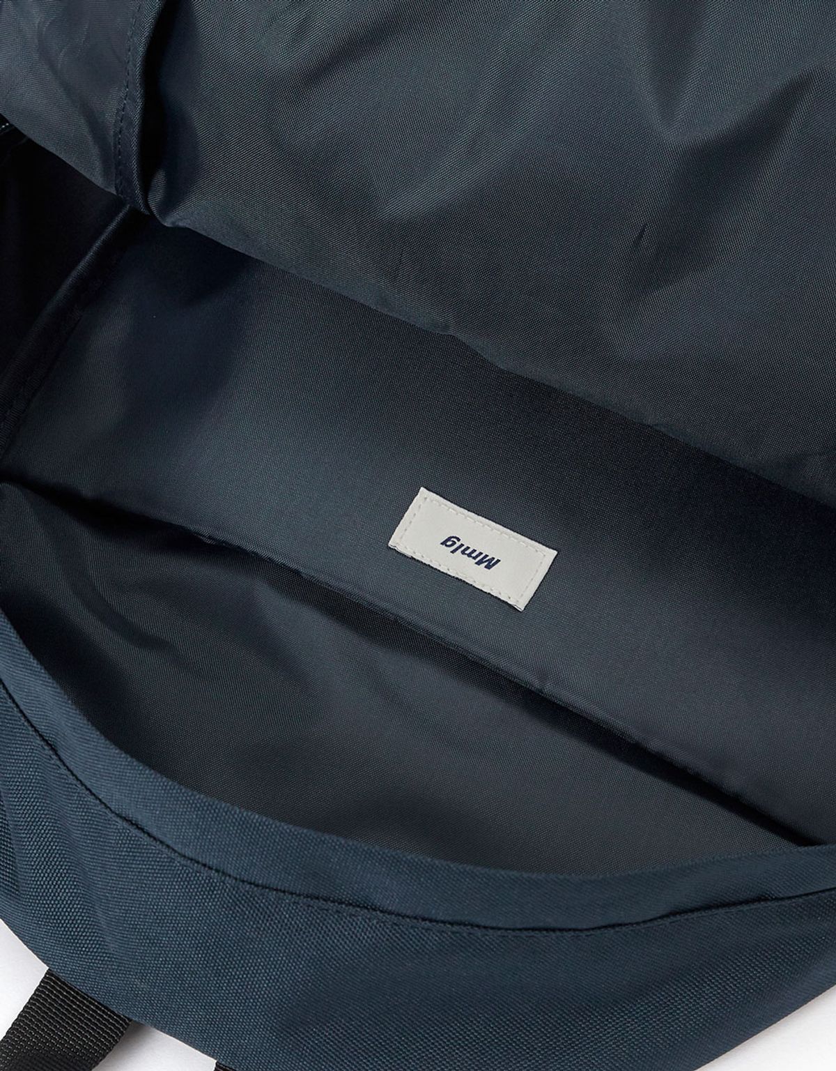 엠엠엘지(MMLG) [Mmlg] WE DAY PACK (NAVY)