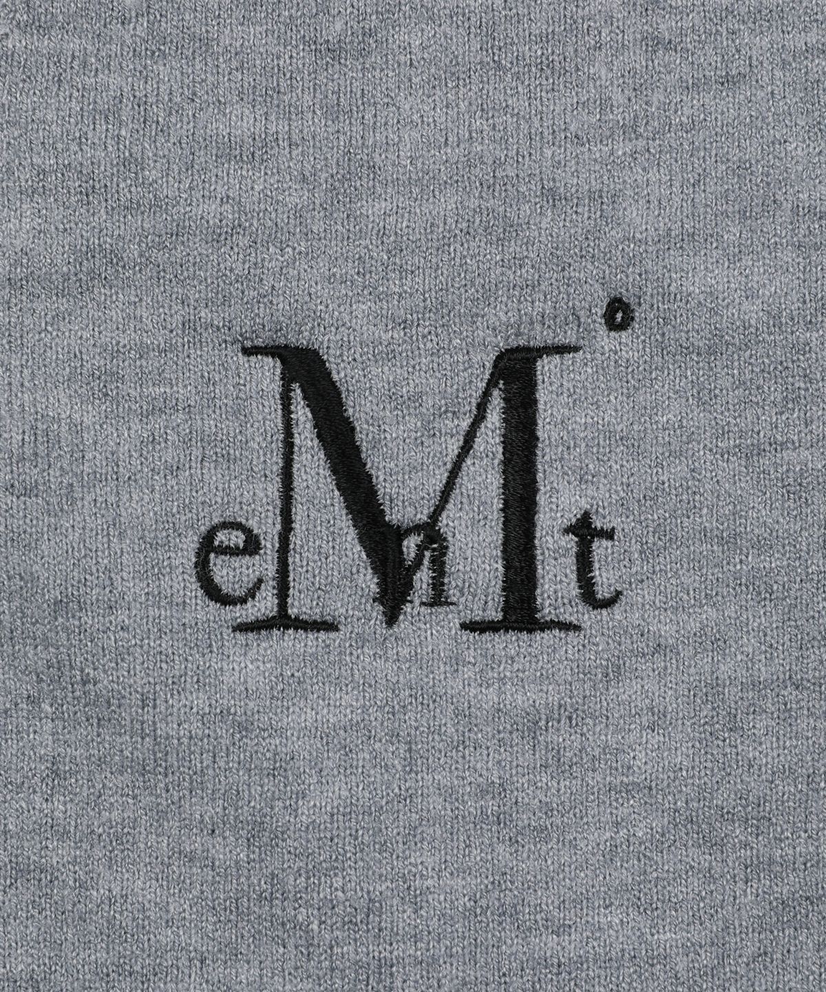 무센트(MUCENT) 니아 소프트 브이넥 가디건 (3컬러)