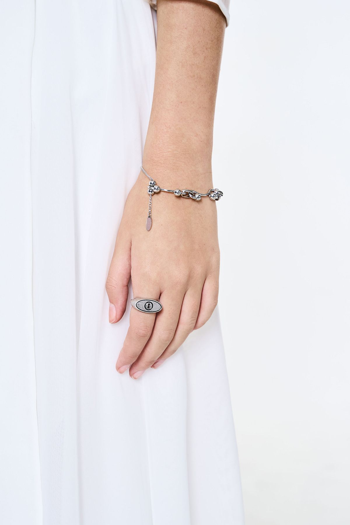 센티멍(SENTIMENTS) NO.577 [BURNISH] ROUND KEY HOLE RING