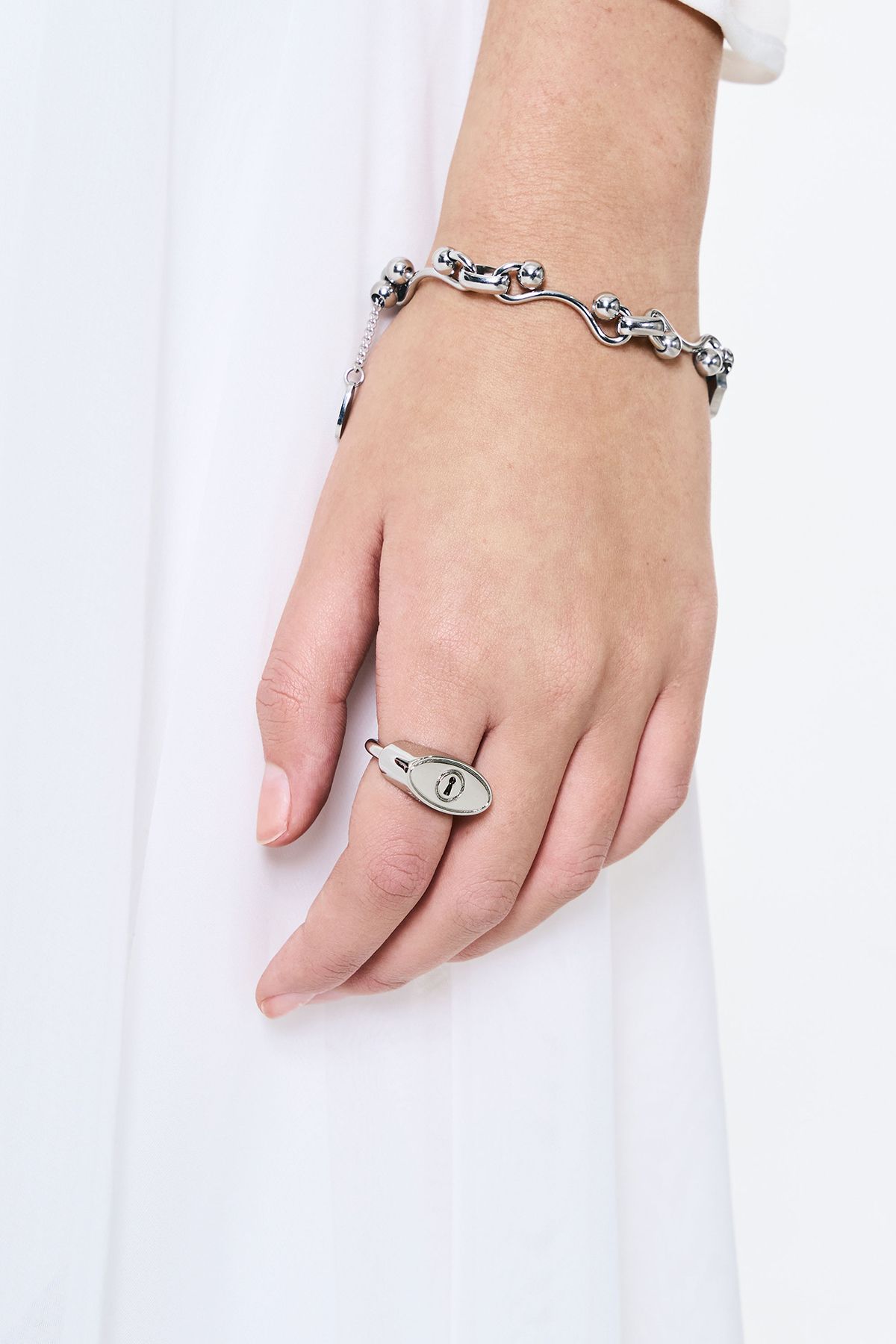 센티멍(SENTIMENTS) NO.577 [SILVER] ROUND KEY HOLE RING