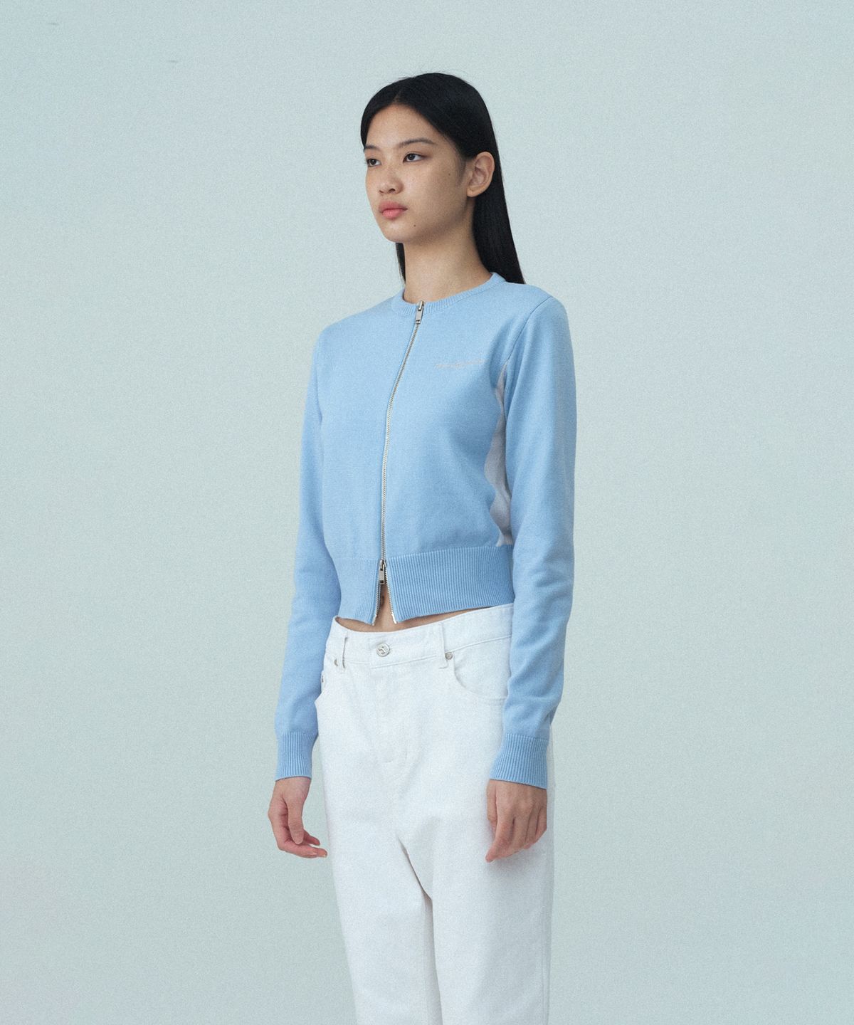 레스트앤레크레이션(REST&RECREATION) ROUND NECK KNIT ZIP-UP - SKY BLUE