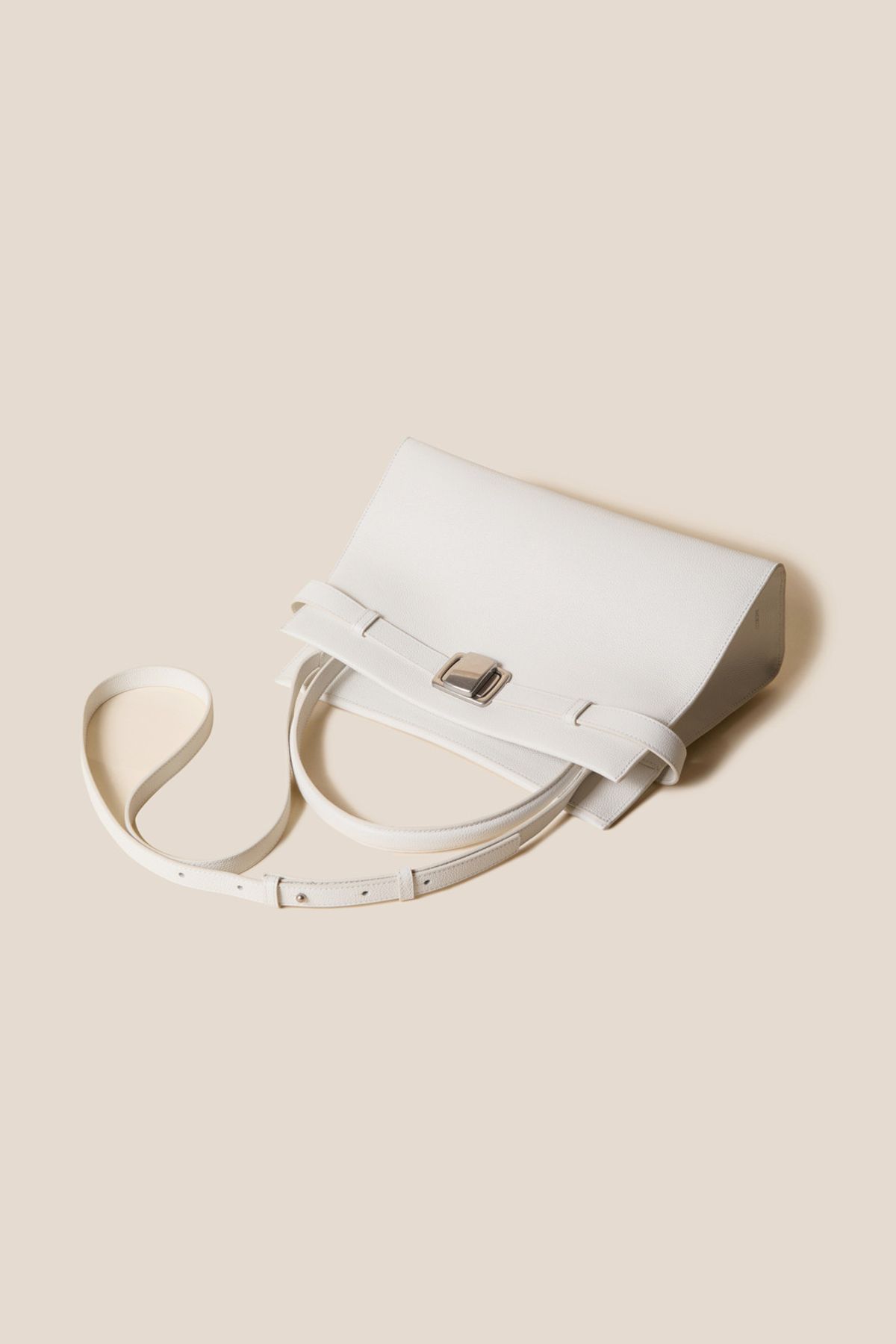 쿠론(COURONNE) Facade Noa Tote 32_RCBTX25112WHX