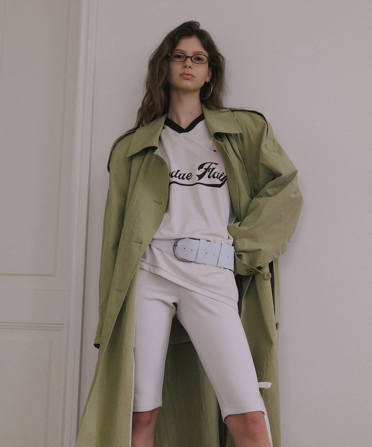 오버듀플레어(OVERDUEFLAIR) SIGNATURE VOLUME SLEEVE TRENCH COAT_LIGHT KHAKI