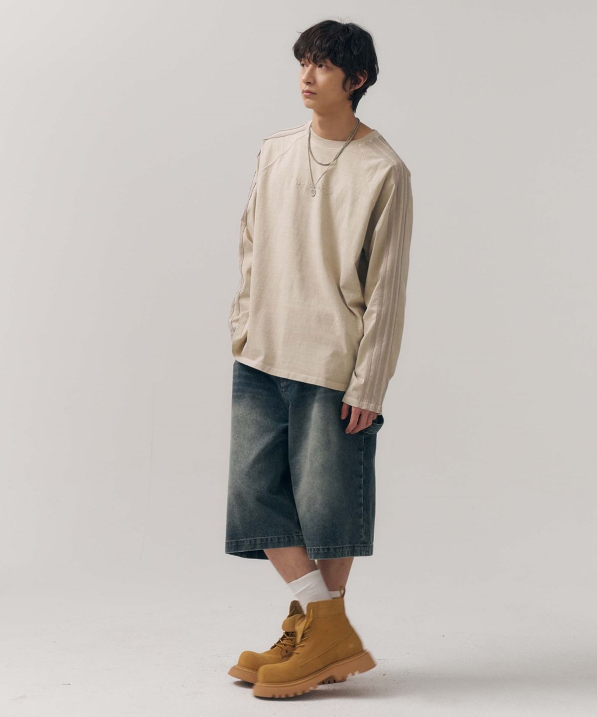 미나브(MINAV) 선라이즈 피그먼트 트랙 티셔츠 [샌드베이지]