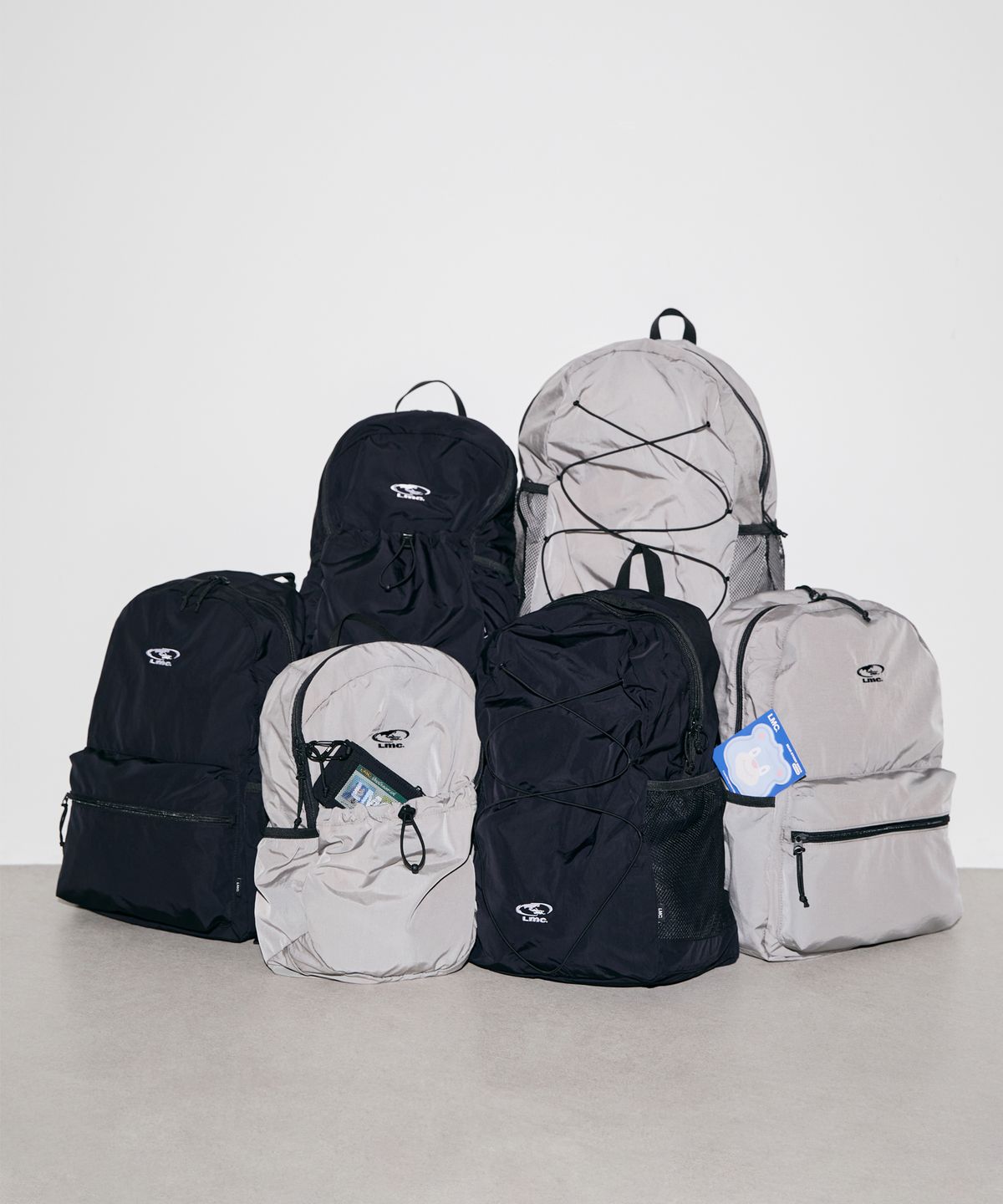 엘엠씨(LMC) OVAL GLOBE BACKPACK black