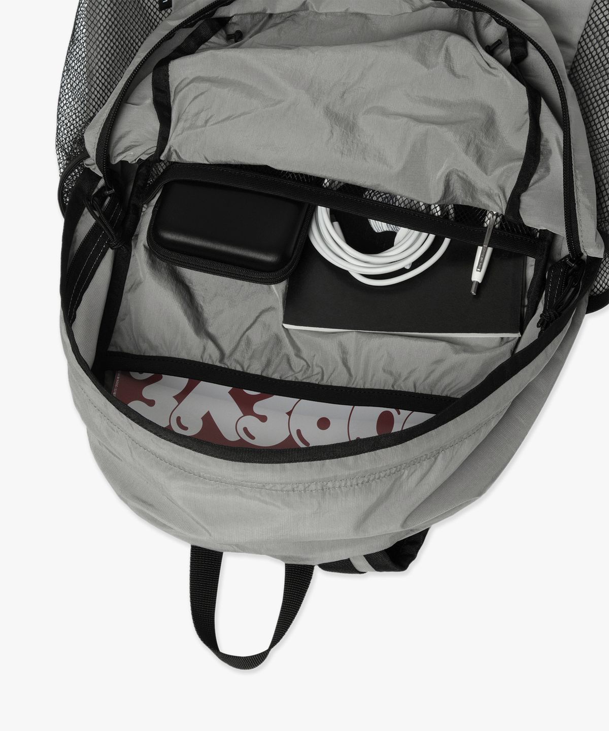 엘엠씨(LMC) OVAL GLOBE STRING BACKPACK gray