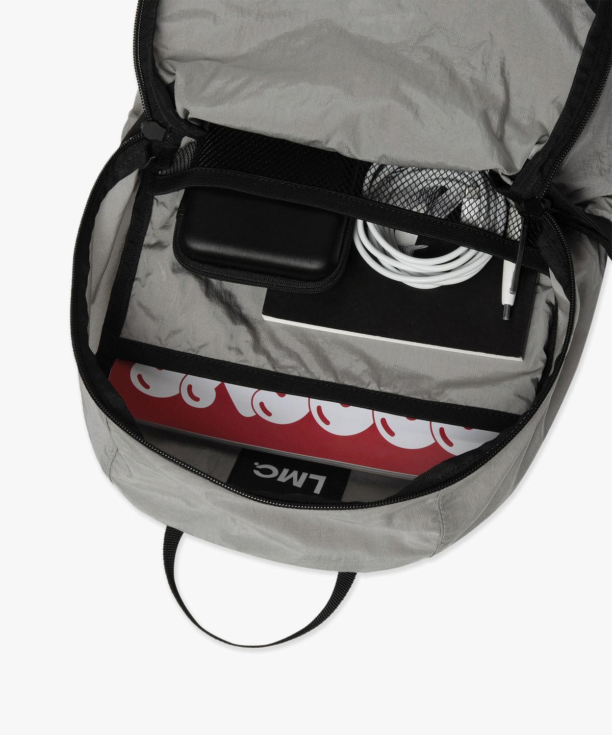 엘엠씨(LMC) OVAL GLOBE RETINA BACKPACK gray