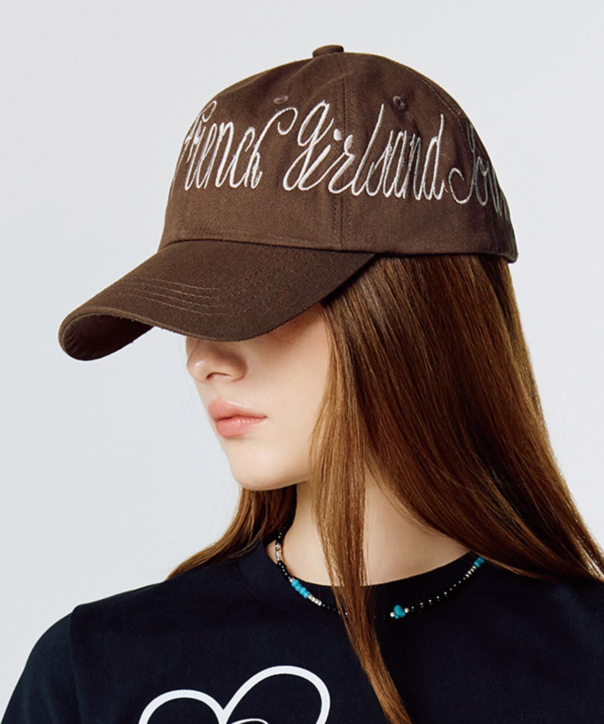 라티젠(LARTIGENT) L15 LETTERING BALL CAP(BROWN)