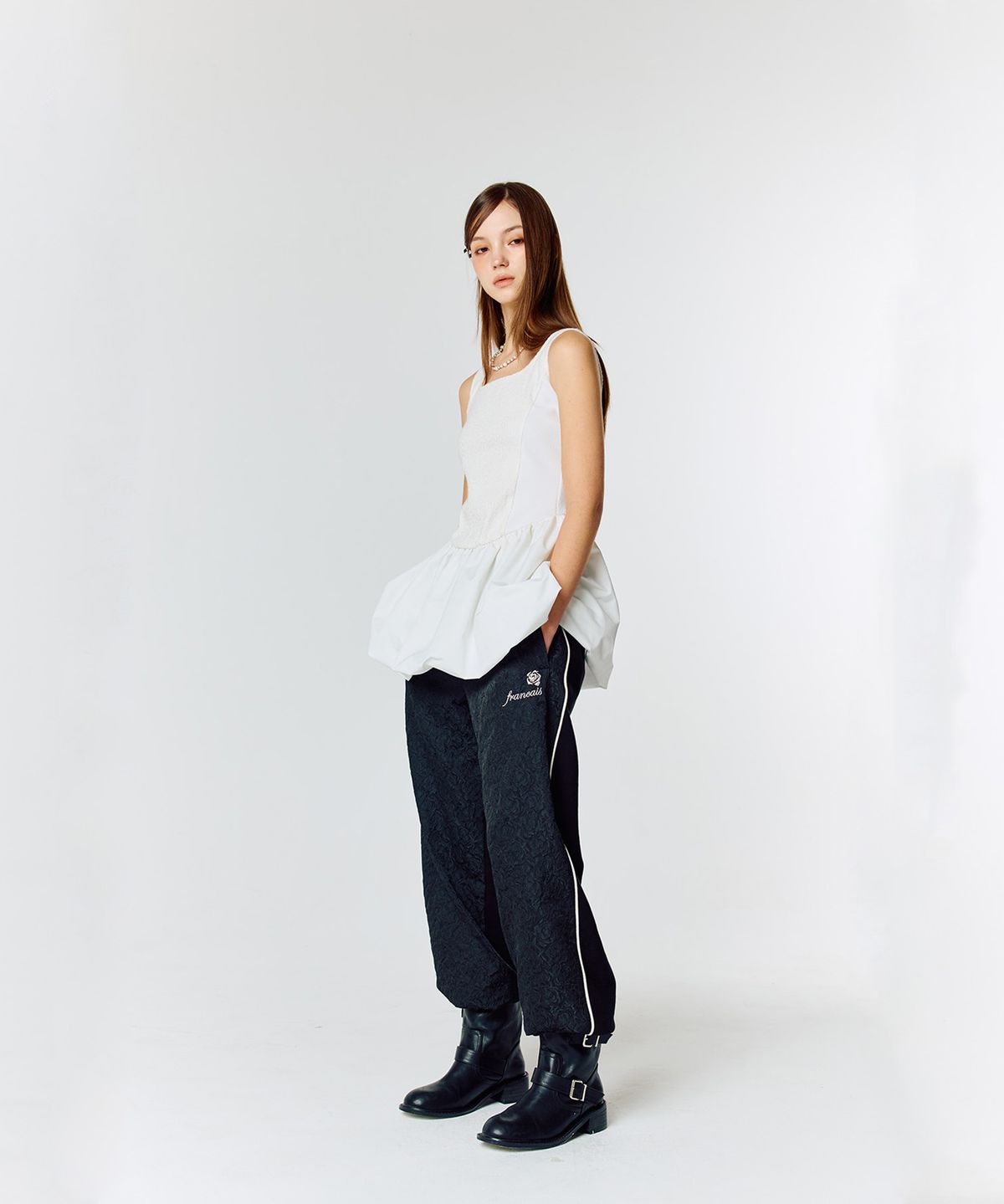 라티젠(LARTIGENT) L15 JAQUARD TRACK PANTS(BLACK)