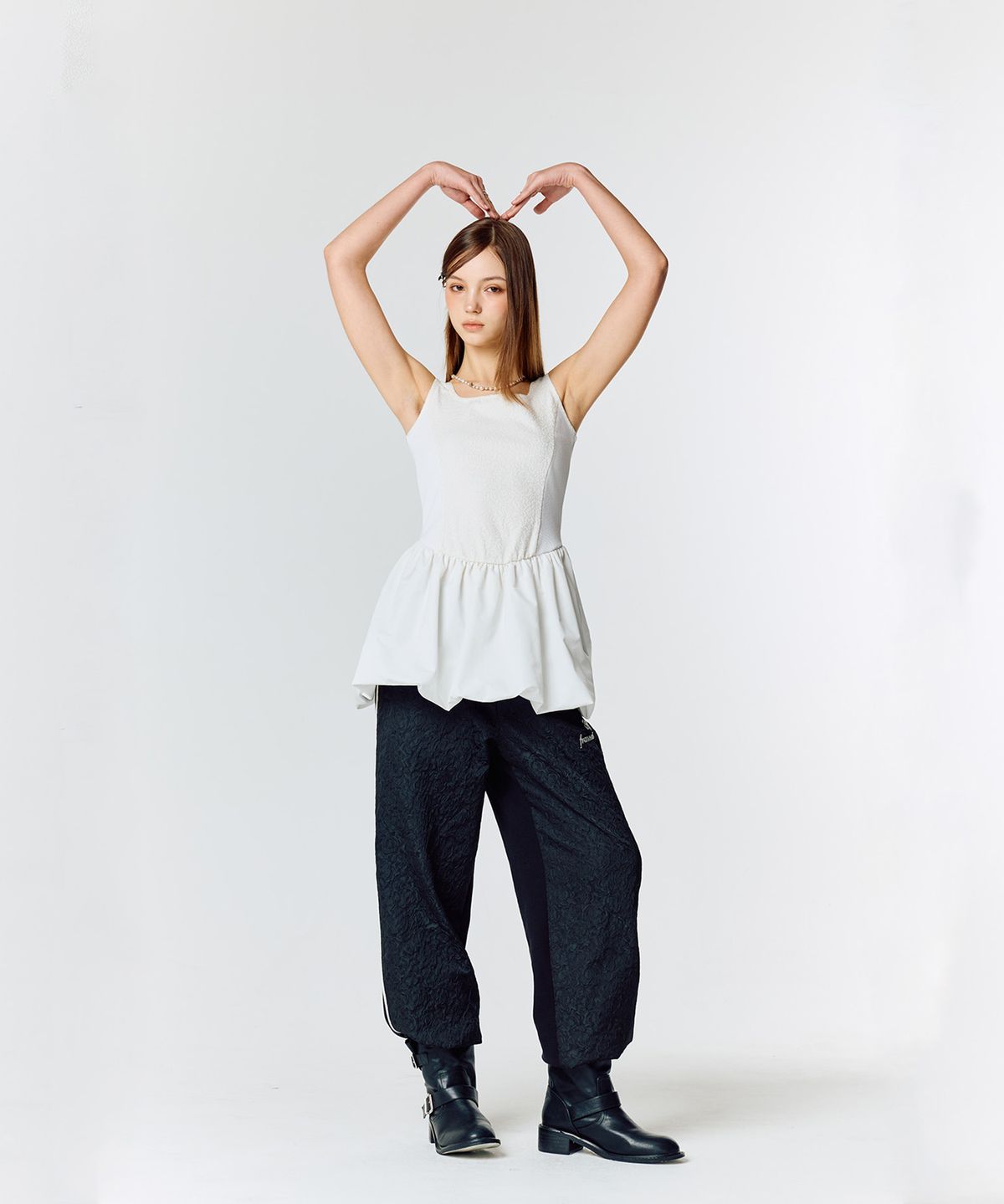 라티젠(LARTIGENT) L15 JAQUARD TRACK PANTS(BLACK)