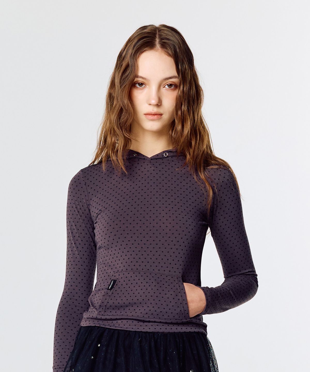 라티젠(LARTIGENT) L15 SLIM LONG HOOD TEE(DARK BROWN)