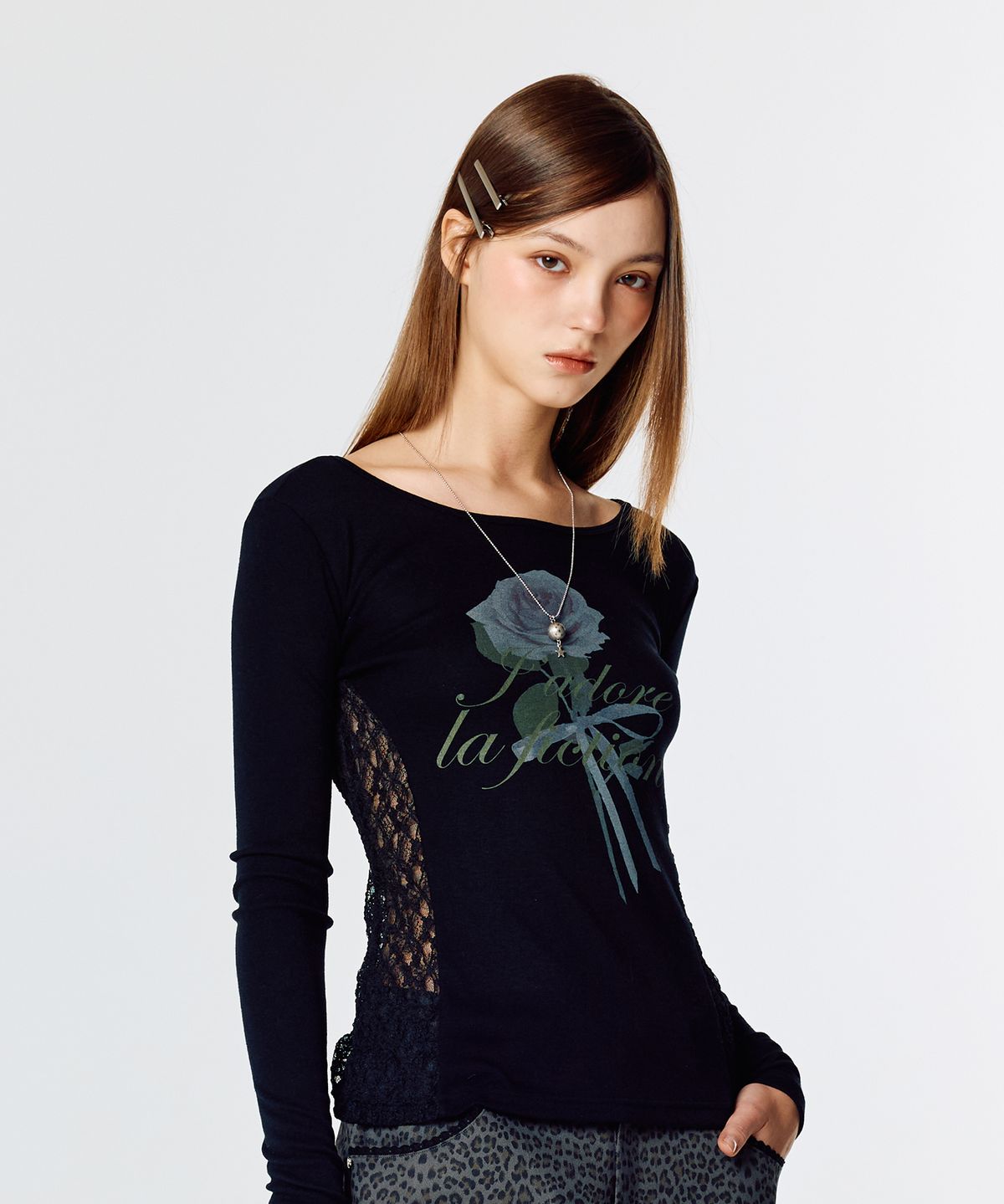 라티젠(LARTIGENT) L15 LACE SLIM T-SHIRT(BLACK)