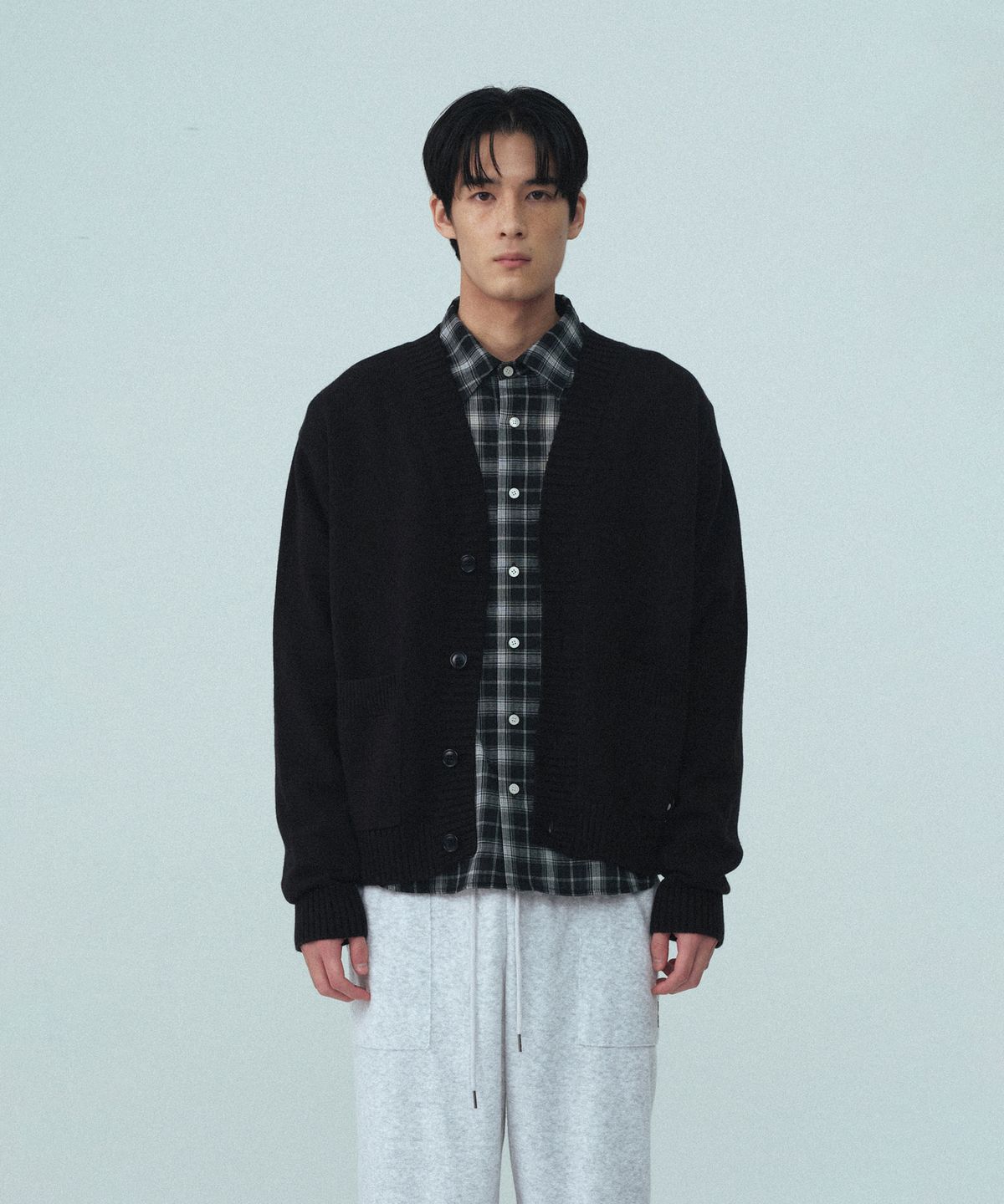 레스트앤레크레이션(REST&RECREATION) V-NECK KNIT CARDIGAN - BLACK