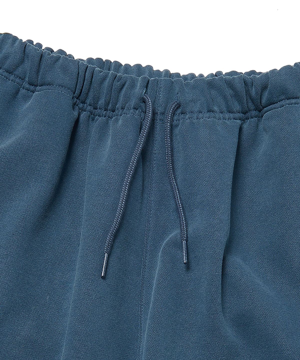 위캔더스(WKNDRS) PIGMENT DYED SWEAT PANTS (BLUE)