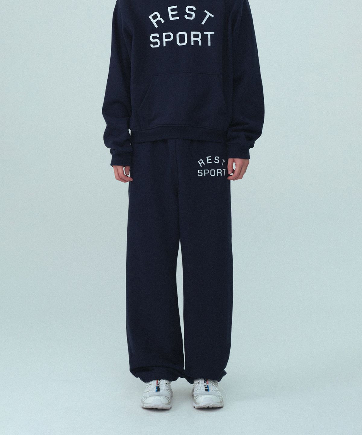 레스트앤레크레이션(REST&RECREATION) RS SWEAT PANTS - NAVY