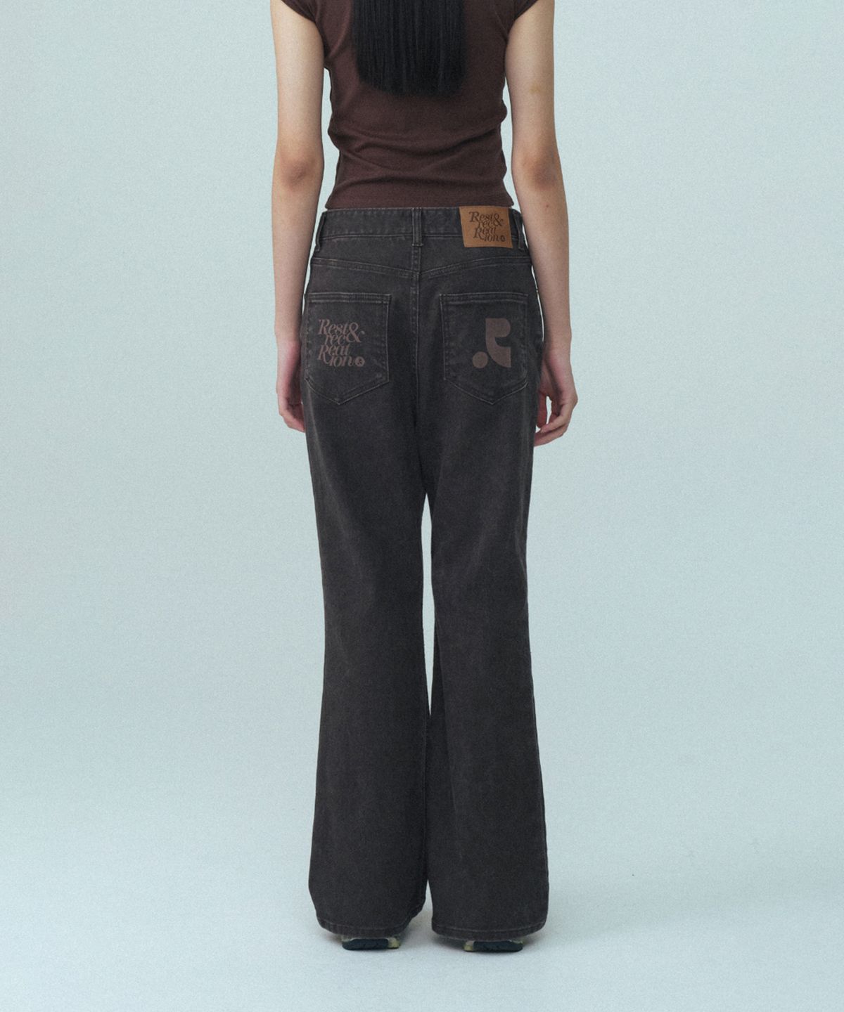 레스트앤레크레이션(REST&RECREATION) WIDE FLARE JEANS - BROWN