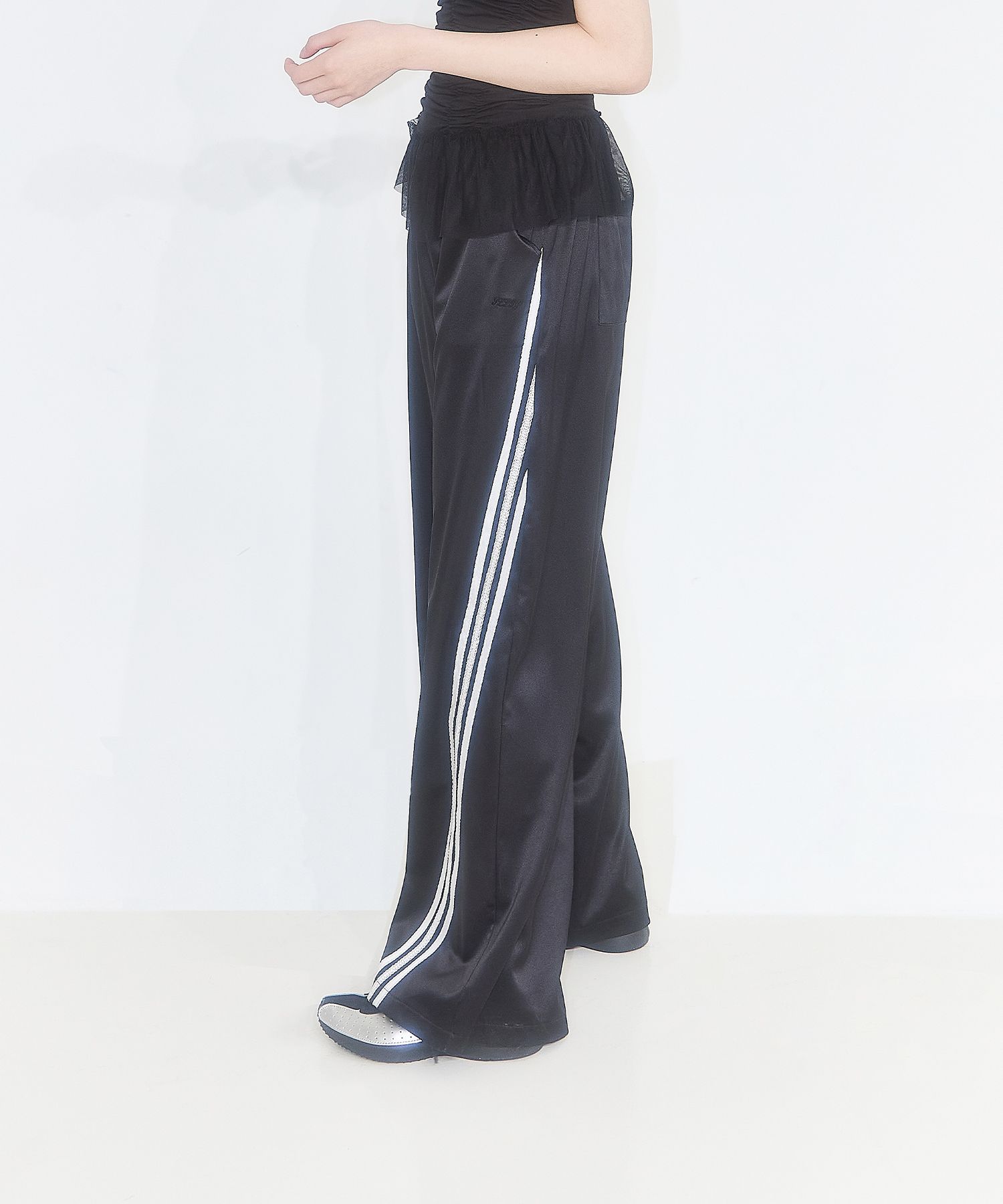 レース ライン TRACK-PANTS【完売品】 レースラインパンツ – BUNNY APARTMENT