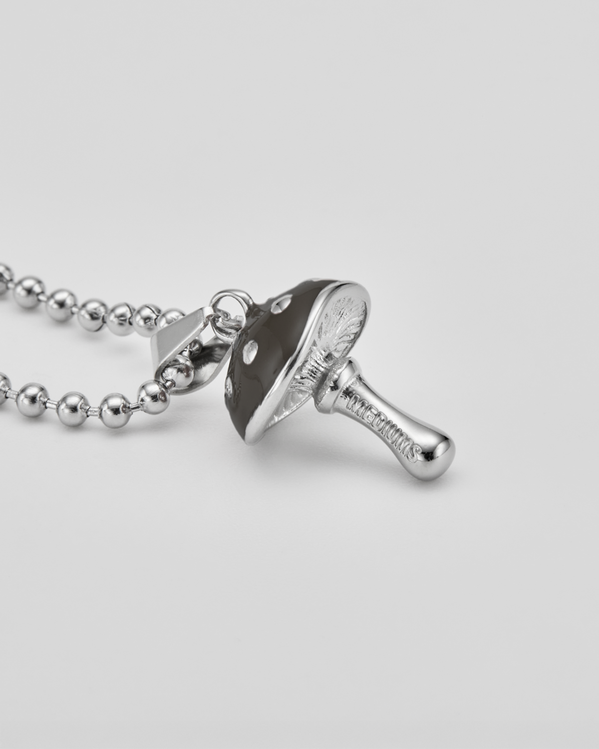 미디엄스(MEDIUMS) Magic Mushroom Necklace - Dark Brown (매직 머쉬룸 목걸이)