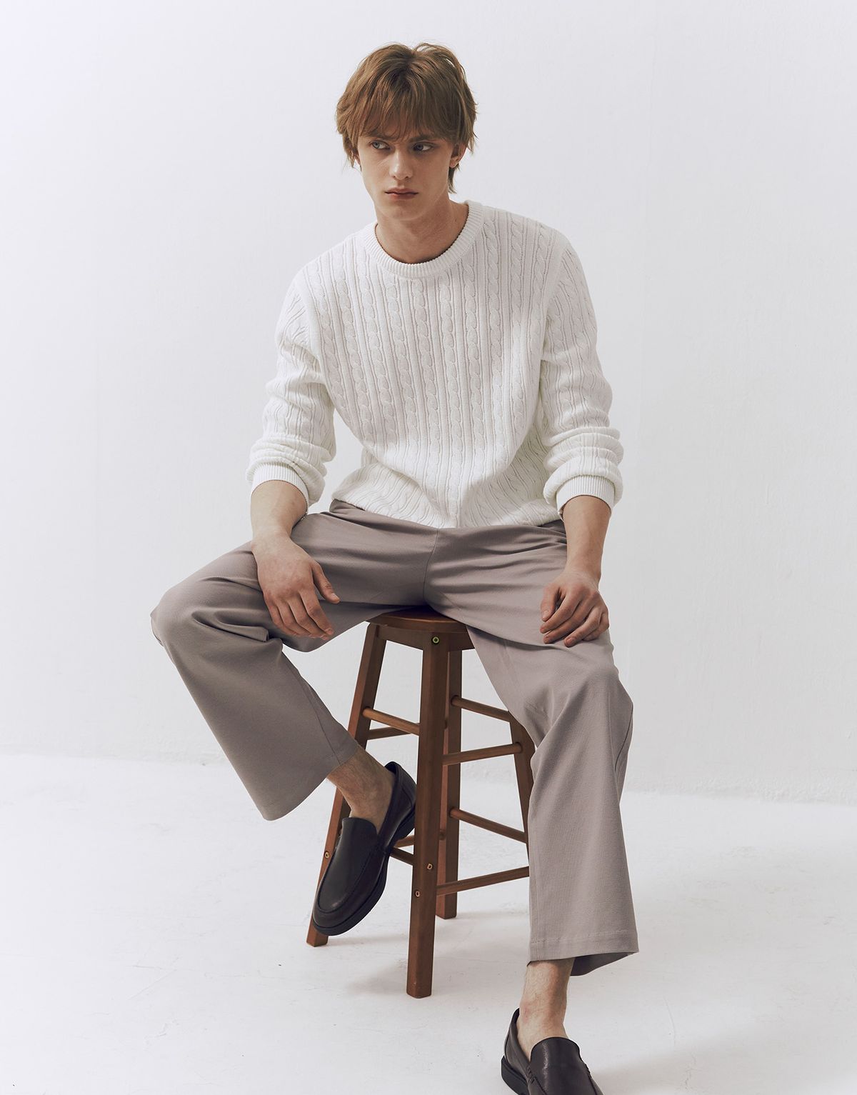 컨셉원(CONCEPTS1ONE) 케이블 크루넥 니트 스웨터 10055509/055509 [2color]