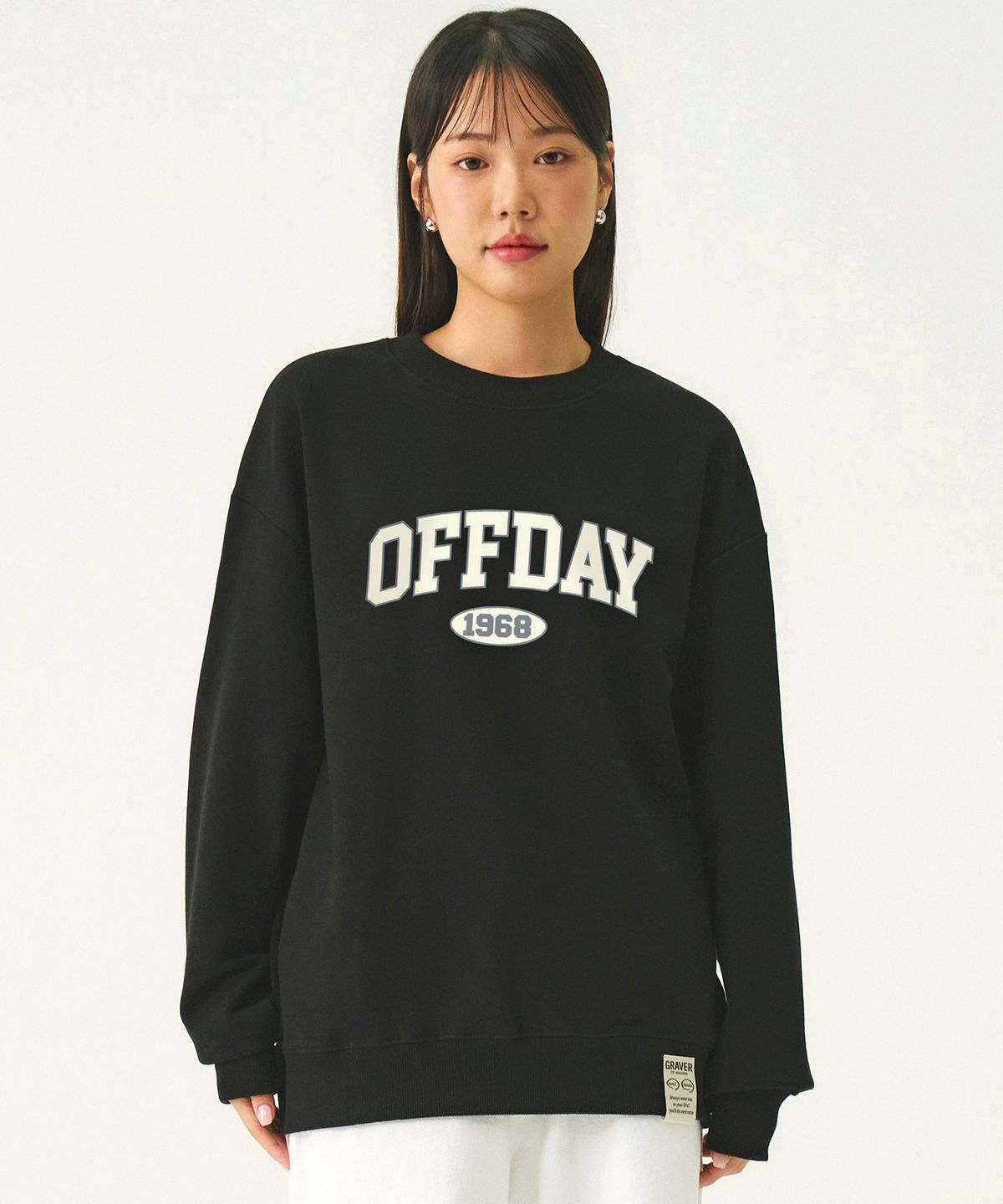 그레이버(GRAVER) [UNISEX]1968 OFFDAY 맨투맨_4color