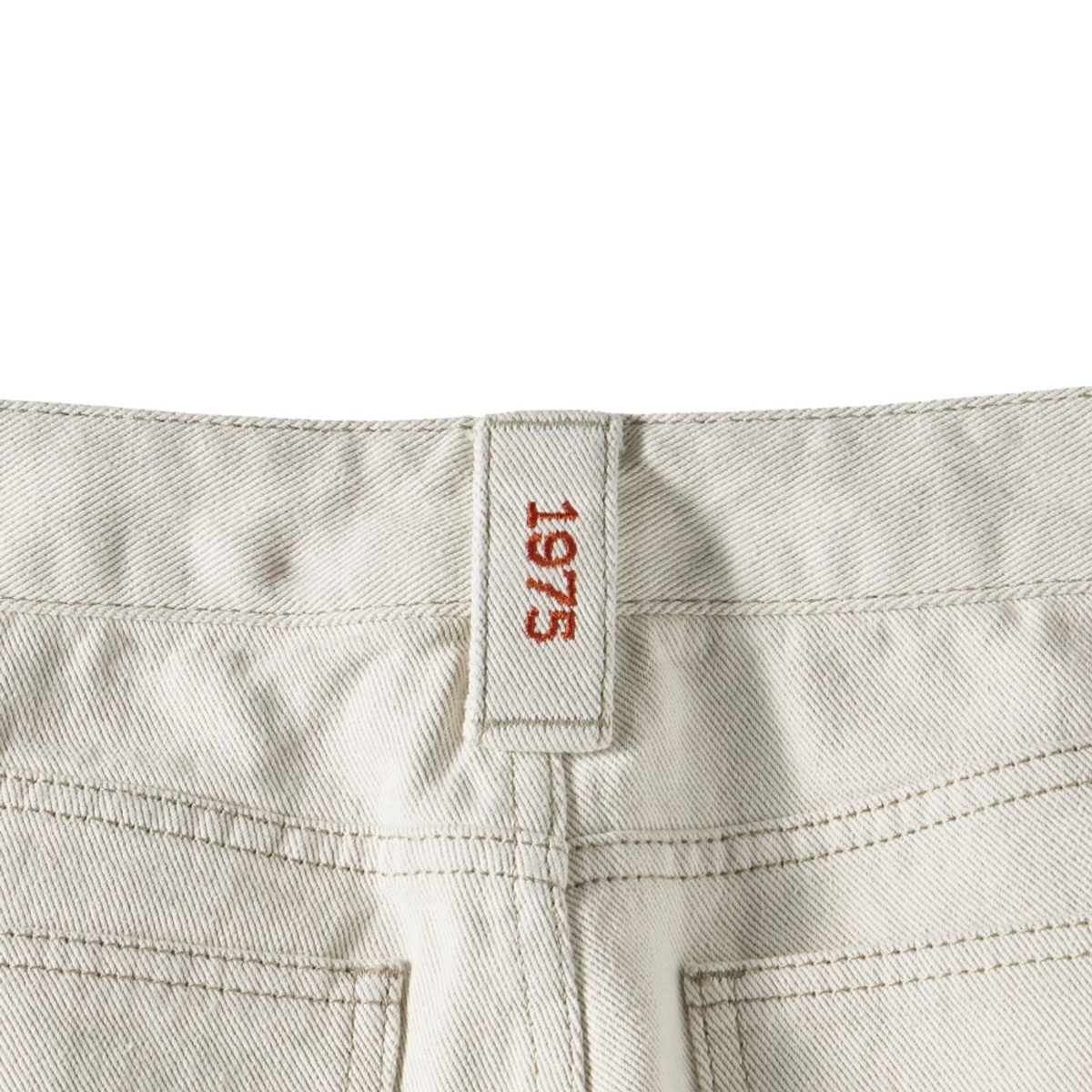 브롬톤 런던(BROMPTON LONDON) W 1975 STRAIGHT DENIM TROUSERS - IVORY (P251WDP461)