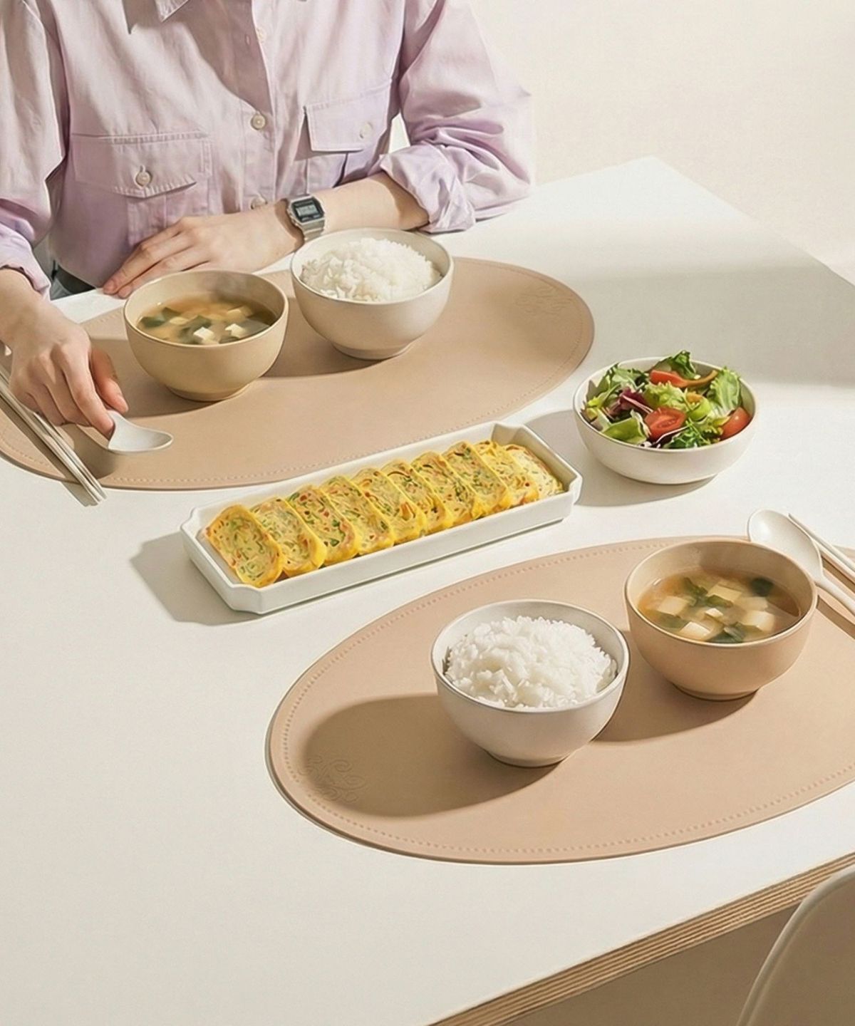 포시엘라(POSIELLA) 실리콘 식탁매트 타원 샌드