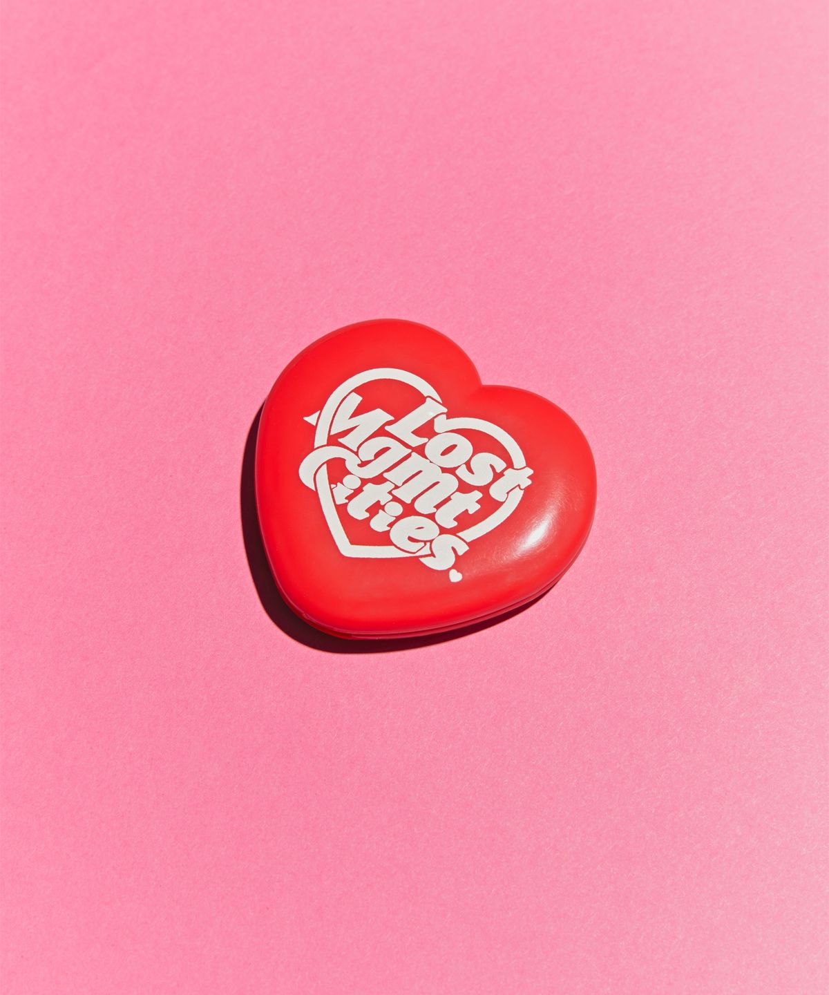 엘엠씨(LMC) HEART TYPO HAND MIRROR red