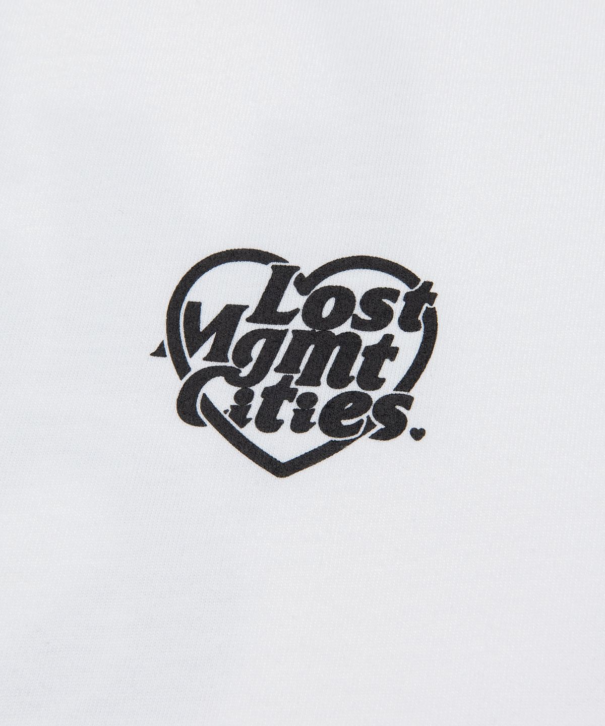 엘엠씨(LMC) HEART GLOBE LONG SLV TEE white